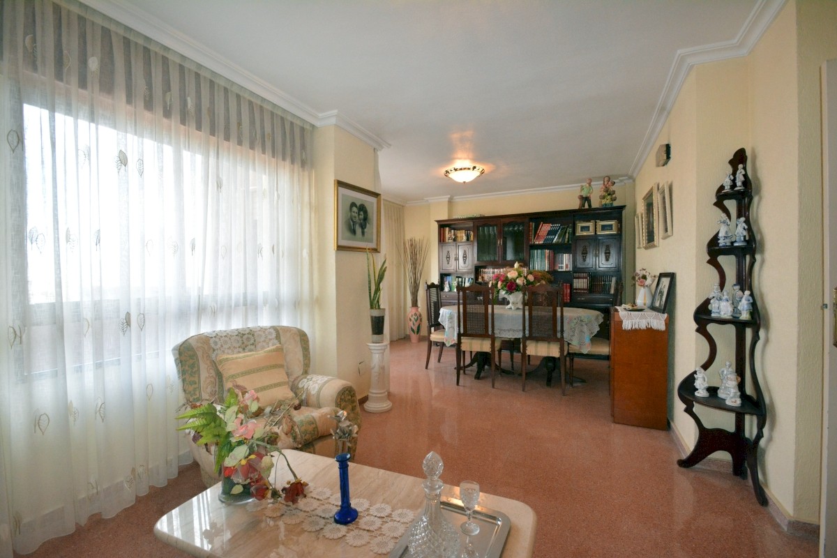 4 Bed, 2 Bath, ApartmentFor Sale, Guardamar Del Segura, Alicante 4 Bed, 2 Bath, ApartmentFor Sale, Guardamar Del Segura, Alicante