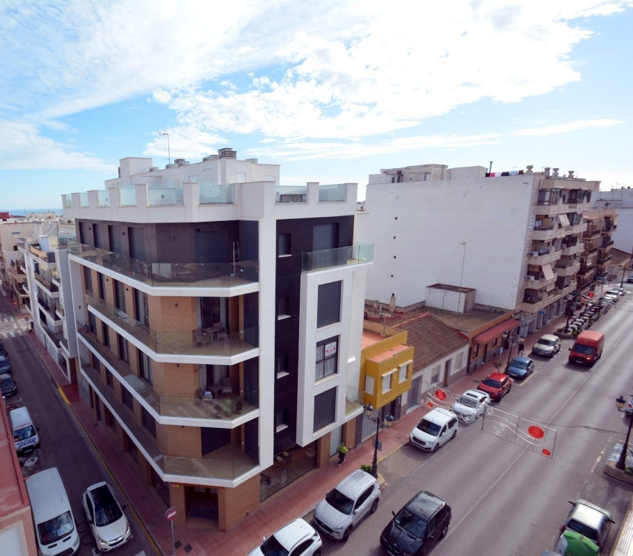 4 Bed, 2 Bath, ApartmentFor Sale, Guardamar Del Segura, Alicante 4 Bed, 2 Bath, ApartmentFor Sale, Guardamar Del Segura, Alicante