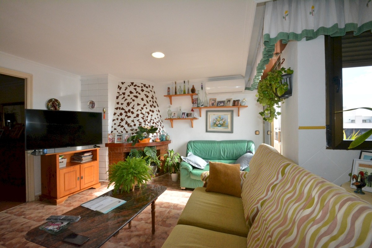 4 Bed, 2 Bath, ApartmentFor Sale, Guardamar Del Segura, Alicante 4 Bed, 2 Bath, ApartmentFor Sale, Guardamar Del Segura, Alicante