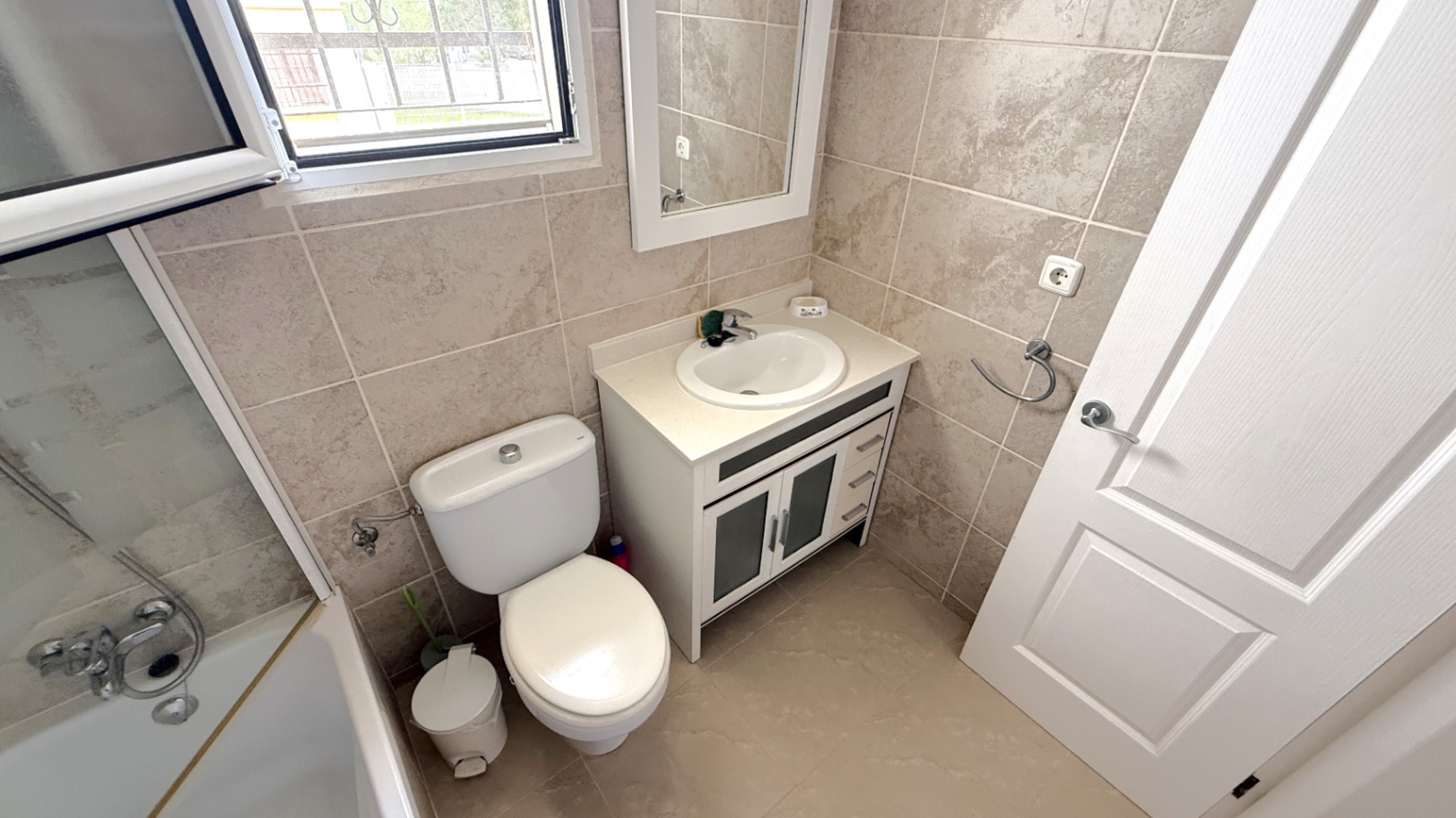 1 Bed, 1 Bath, ApartmentFor Sale, San Miguel de Salinas, Alicante 1 Bed, 1 Bath, ApartmentFor Sale, San Miguel de Salinas, Alicante