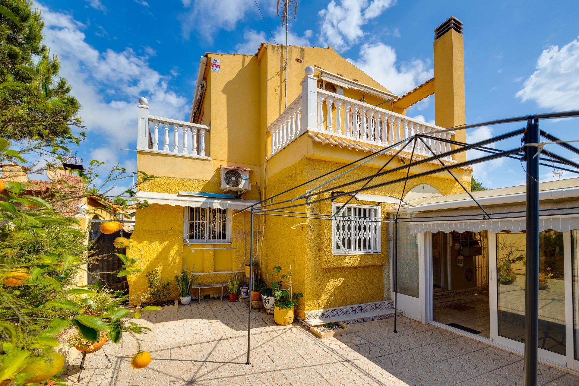 4 Bed, 3 Bath, HouseFor Sale, Torrevieja, Alicante 4 Bed, 3 Bath, HouseFor Sale, Torrevieja, Alicante
