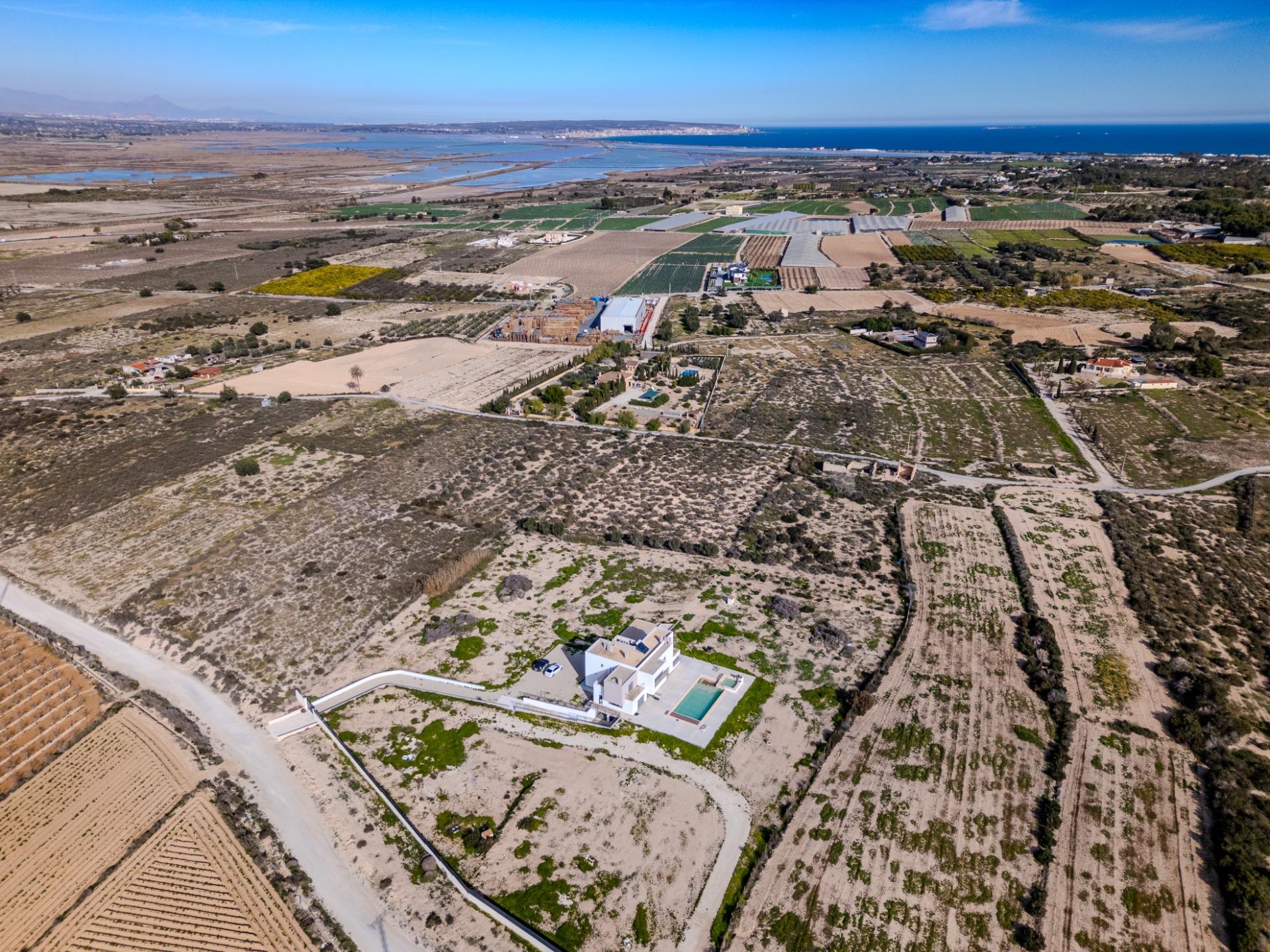 5 Bed, 4 Bath, HouseFor Sale, La Marina, Alicante 5 Bed, 4 Bath, HouseFor Sale, La Marina, Alicante