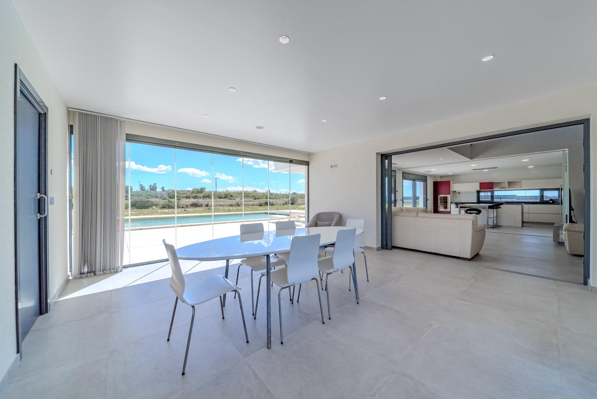 5 Bed, 4 Bath, HouseFor Sale, La Marina, Alicante 5 Bed, 4 Bath, HouseFor Sale, La Marina, Alicante