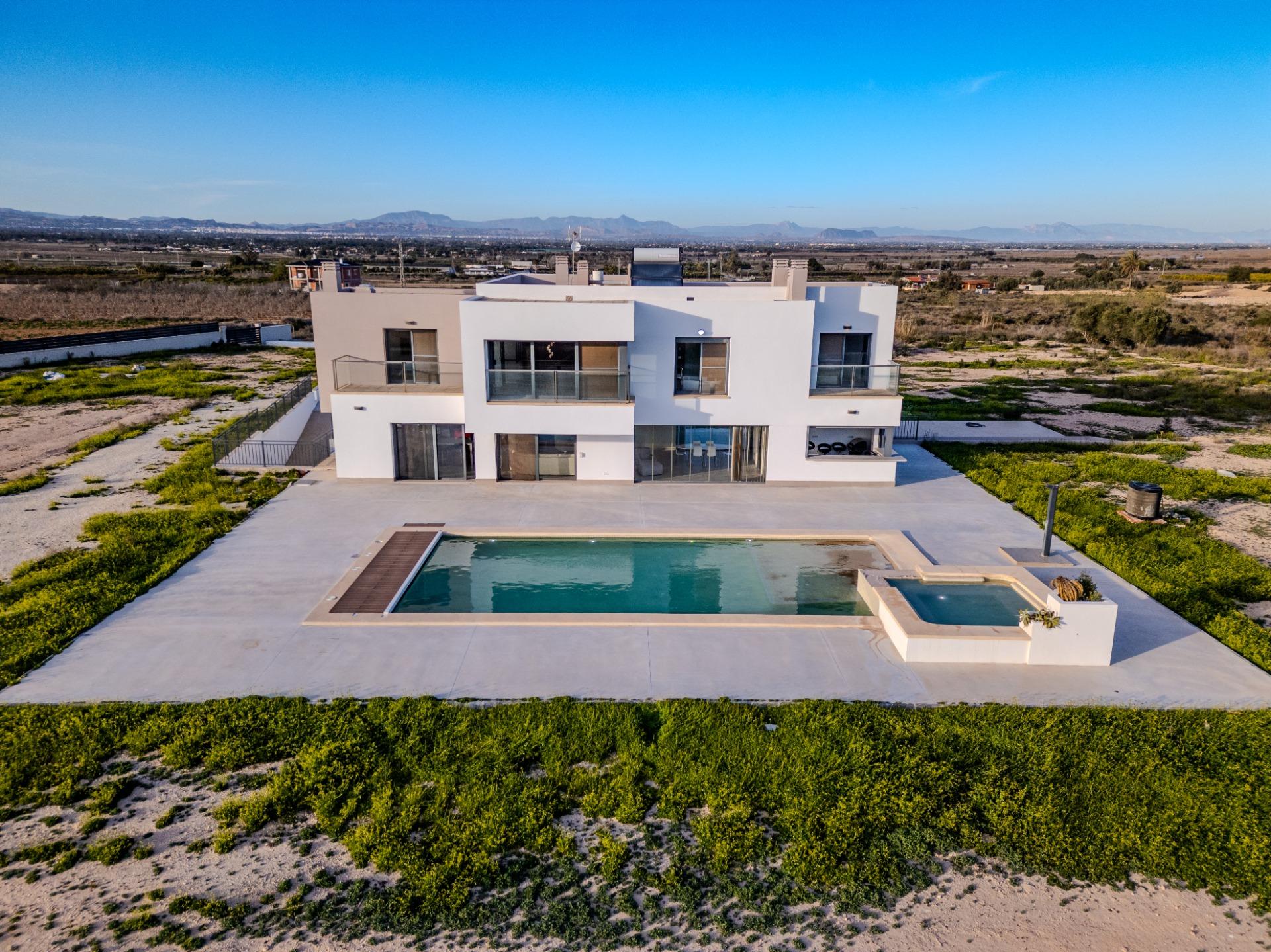 5 Bed, 4 Bath, HouseFor Sale, La Marina, Alicante 5 Bed, 4 Bath, HouseFor Sale, La Marina, Alicante