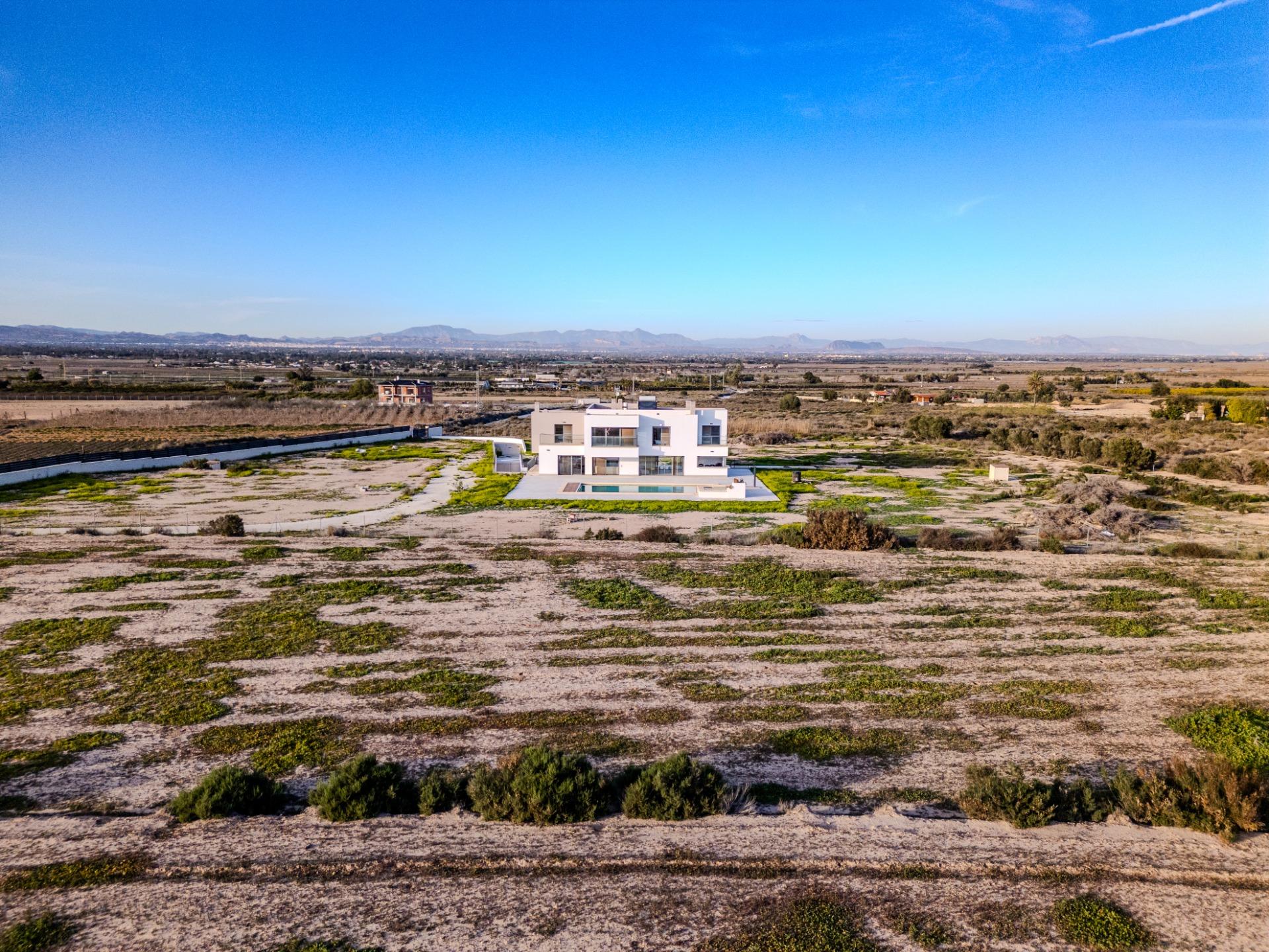 5 Bed, 4 Bath, HouseFor Sale, La Marina, Alicante 5 Bed, 4 Bath, HouseFor Sale, La Marina, Alicante