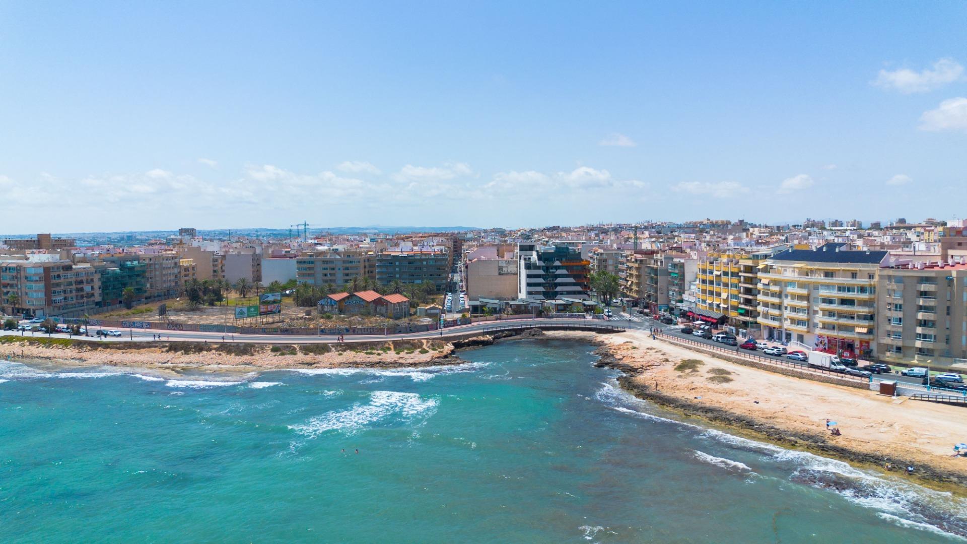 1 Bed, 1 Bath, ApartmentFor Sale, Torrevieja, Alicante 1 Bed, 1 Bath, ApartmentFor Sale, Torrevieja, Alicante