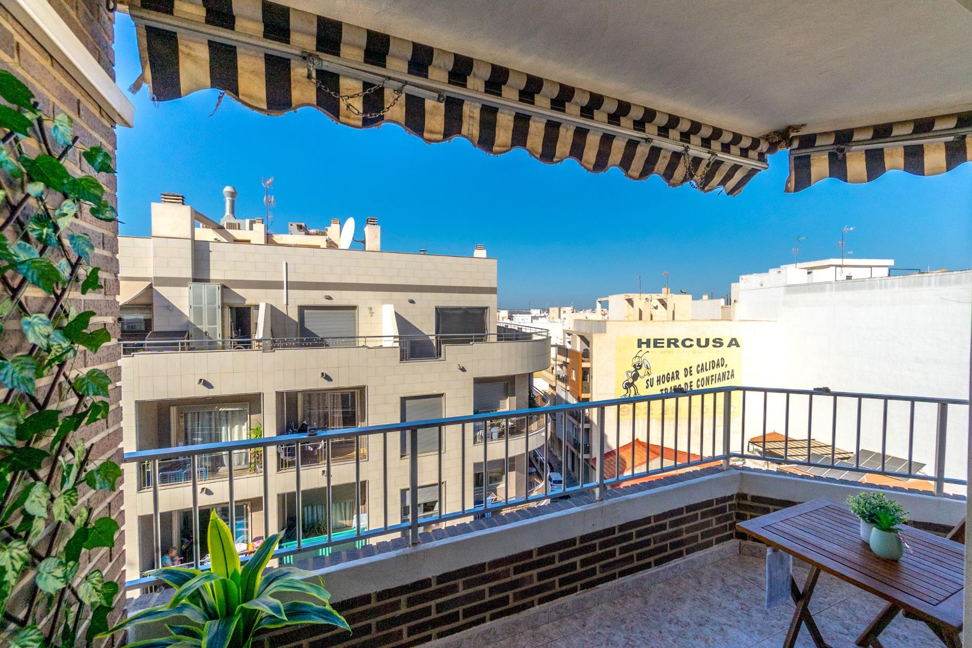 3 Bed, 2 Bath, ApartmentFor Sale, Torrevieja, Alicante 3 Bed, 2 Bath, ApartmentFor Sale, Torrevieja, Alicante