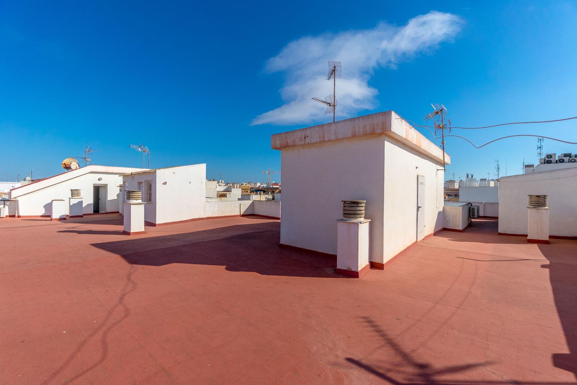 3 Bed, 2 Bath, ApartmentFor Sale, Torrevieja, Alicante 3 Bed, 2 Bath, ApartmentFor Sale, Torrevieja, Alicante