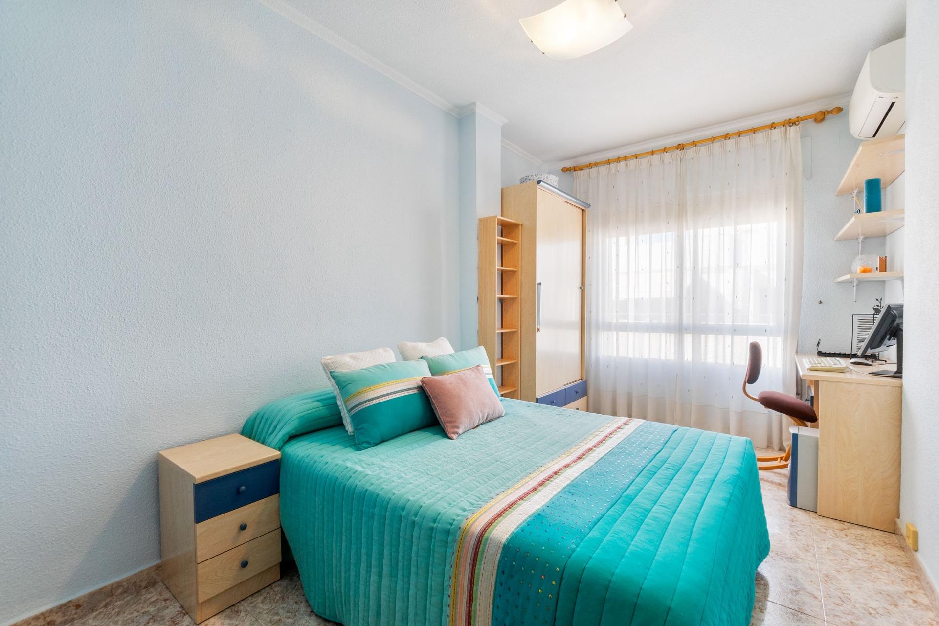 3 Bed, 2 Bath, ApartmentFor Sale, Torrevieja, Alicante 3 Bed, 2 Bath, ApartmentFor Sale, Torrevieja, Alicante