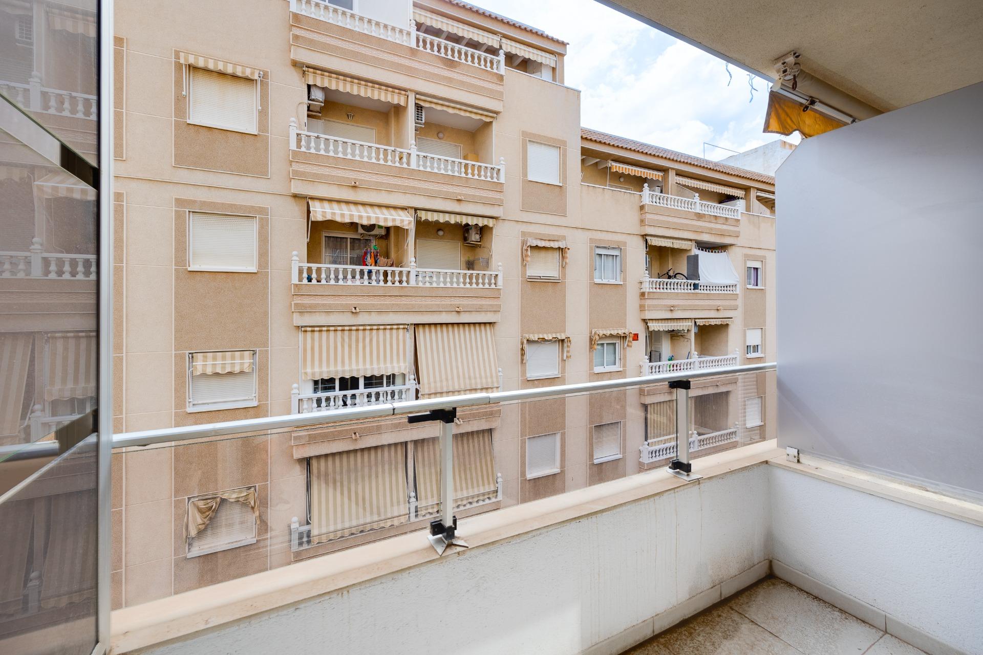 3 Bed, 2 Bath, ApartmentFor Sale, Torrevieja, Alicante 3 Bed, 2 Bath, ApartmentFor Sale, Torrevieja, Alicante