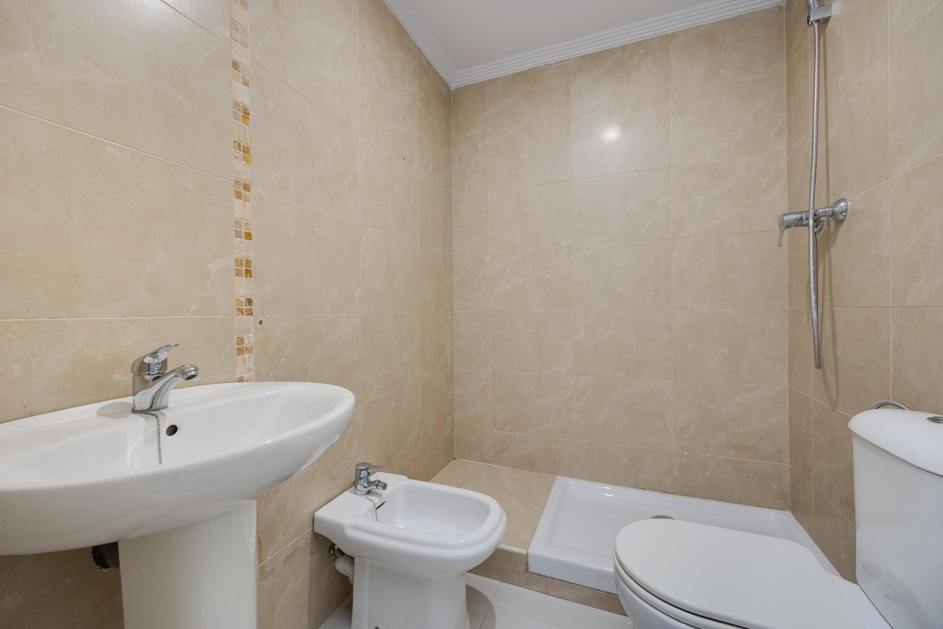 3 Bed, 2 Bath, ApartmentFor Sale, Torrevieja, Alicante 3 Bed, 2 Bath, ApartmentFor Sale, Torrevieja, Alicante