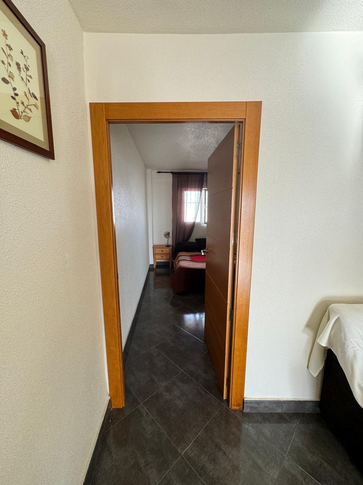 3 Bed, 1 Bath, ApartmentFor Sale, Torrevieja, Alicante