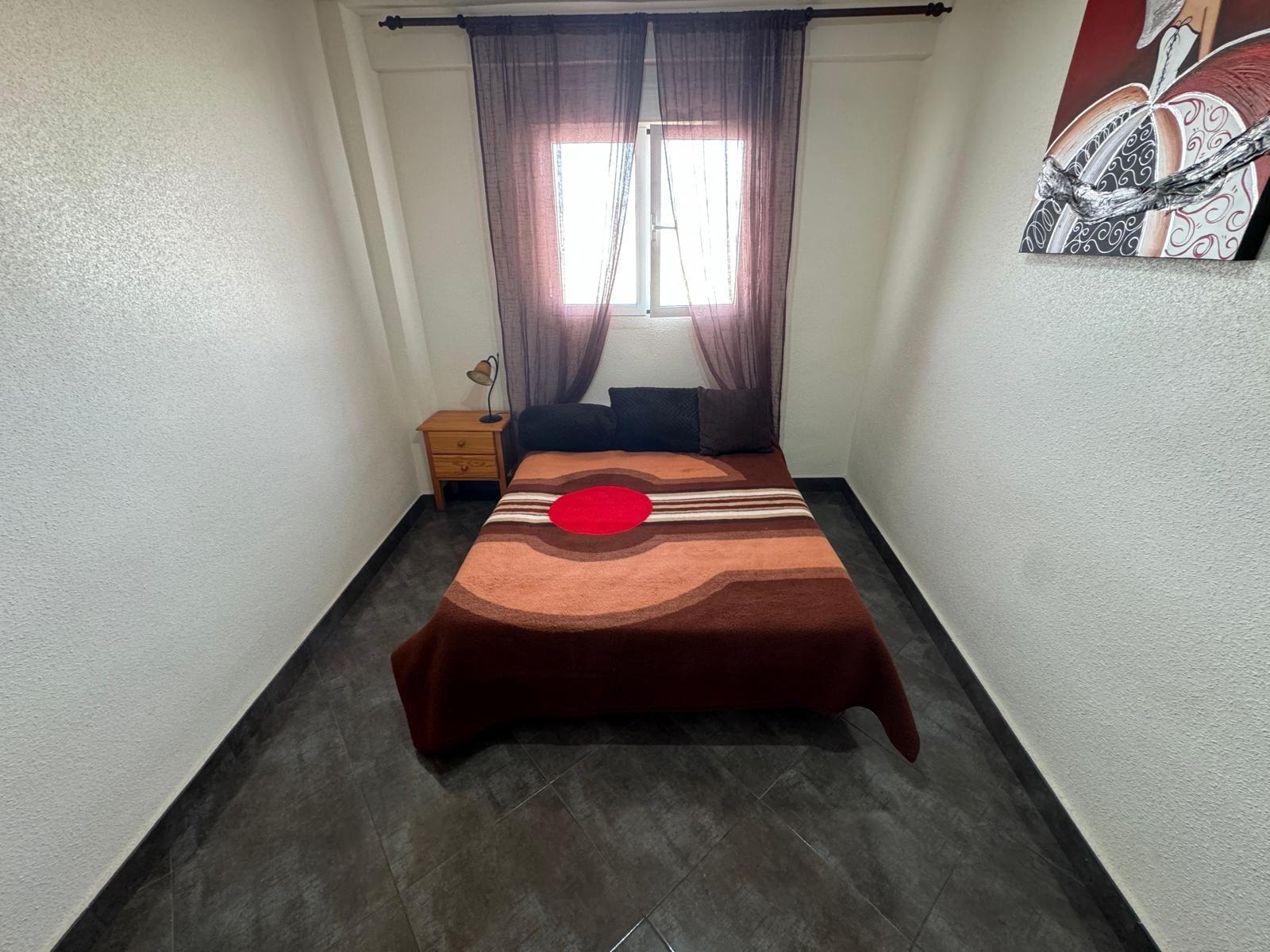 3 Bed, 1 Bath, ApartmentFor Sale, Torrevieja, Alicante