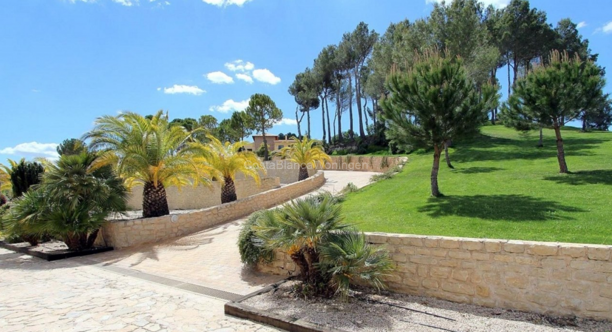 6 Bed, 8 Bath, HouseFor Sale, Penaguila, Alicante
