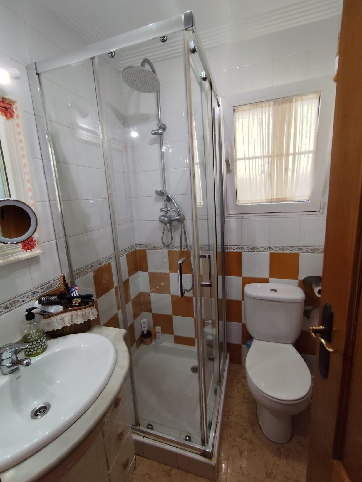 3 Bed, 2 Bath, HouseFor Sale, Torrevieja, Alicante