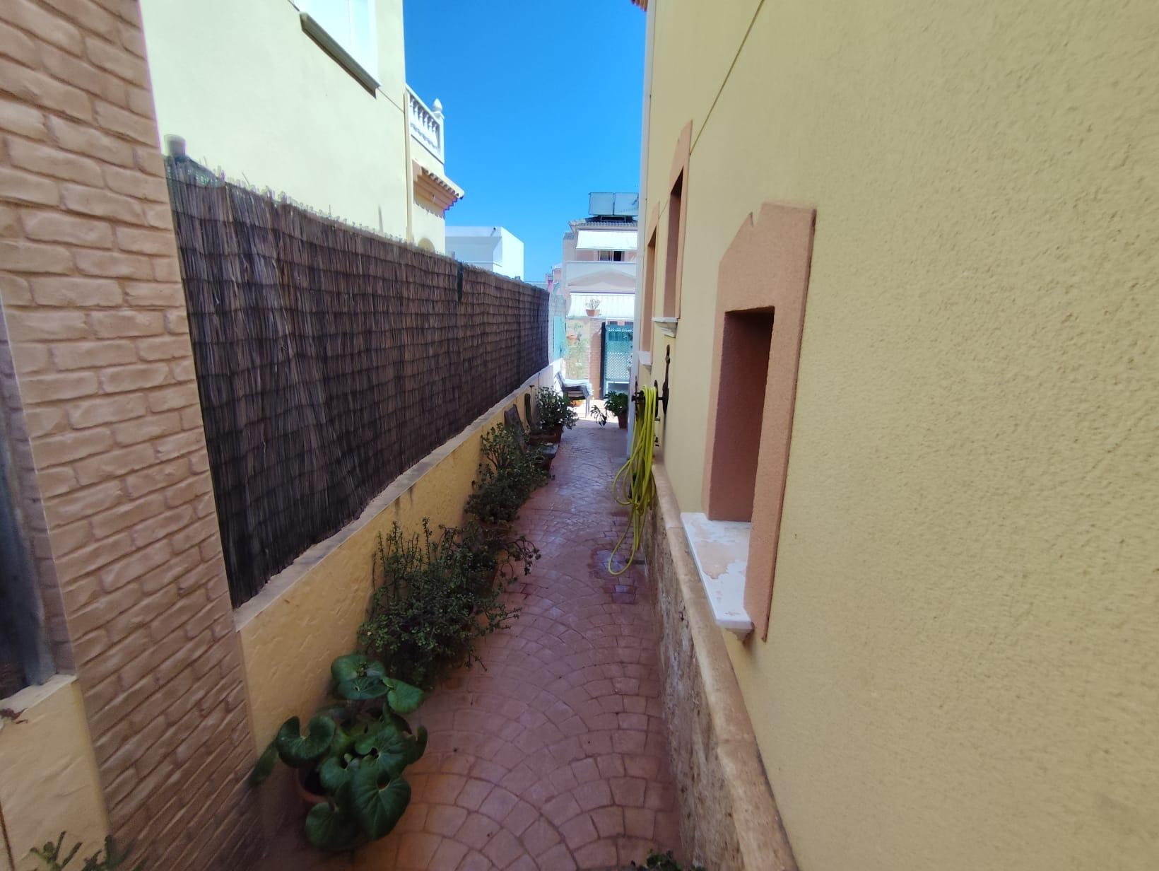 3 Bed, 2 Bath, HouseFor Sale, Torrevieja, Alicante