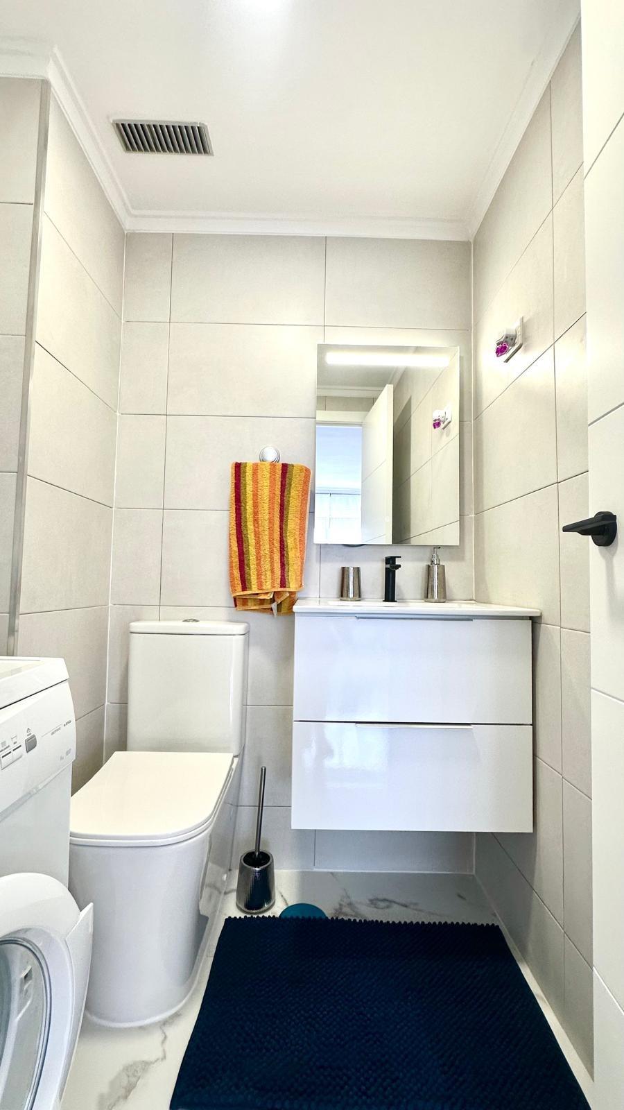 2 Bed, 1 Bath, ApartmentFor Sale, Torrevieja, Alicante