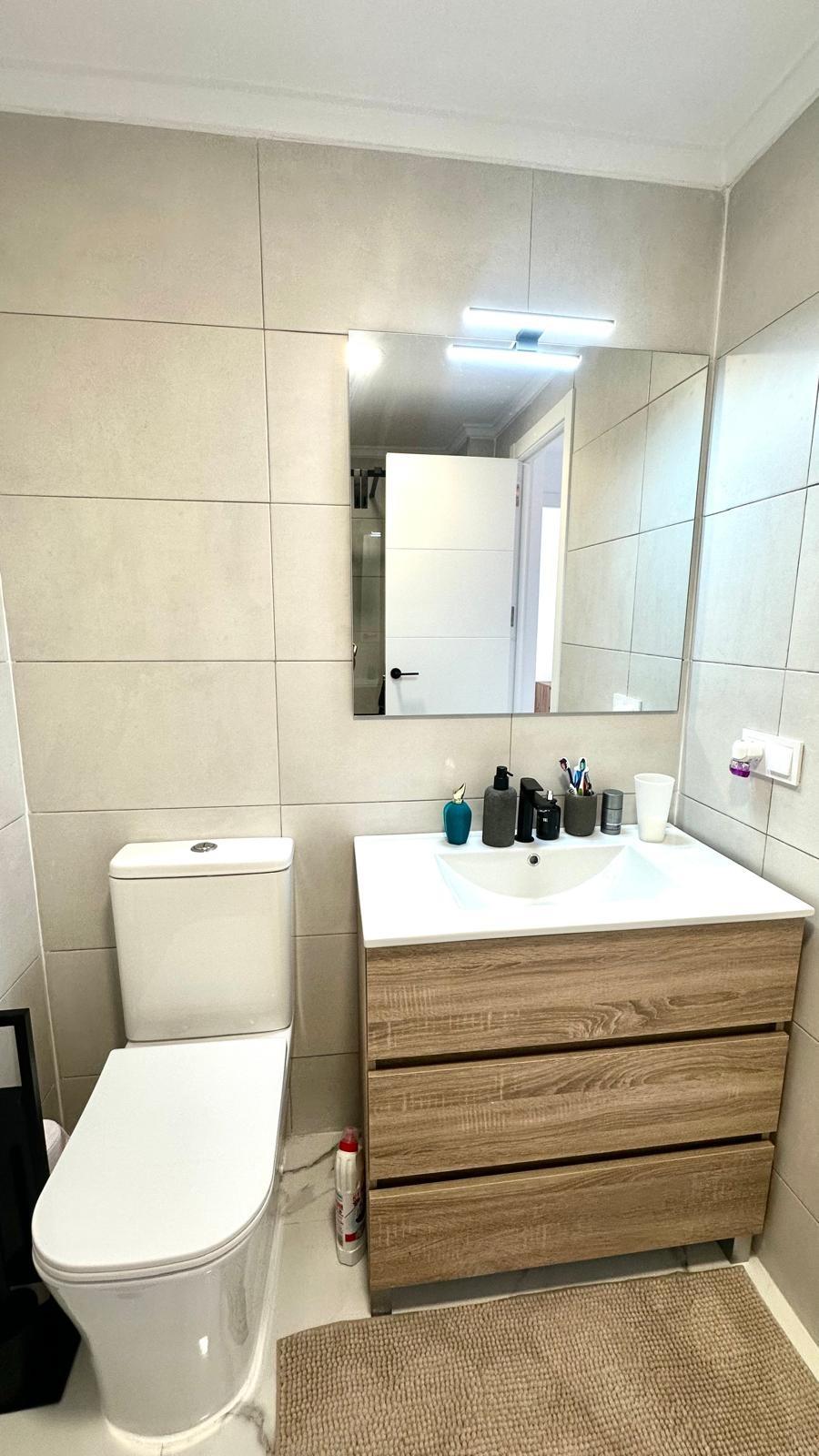 2 Bed, 1 Bath, ApartmentFor Sale, Torrevieja, Alicante