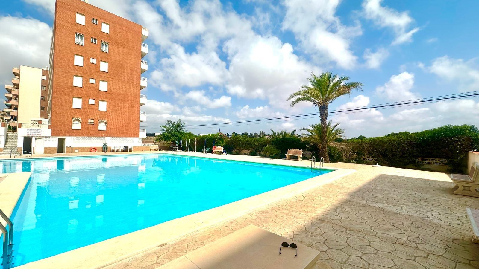 2 Bed, 1 Bath, ApartmentFor Sale, Torrevieja, Alicante