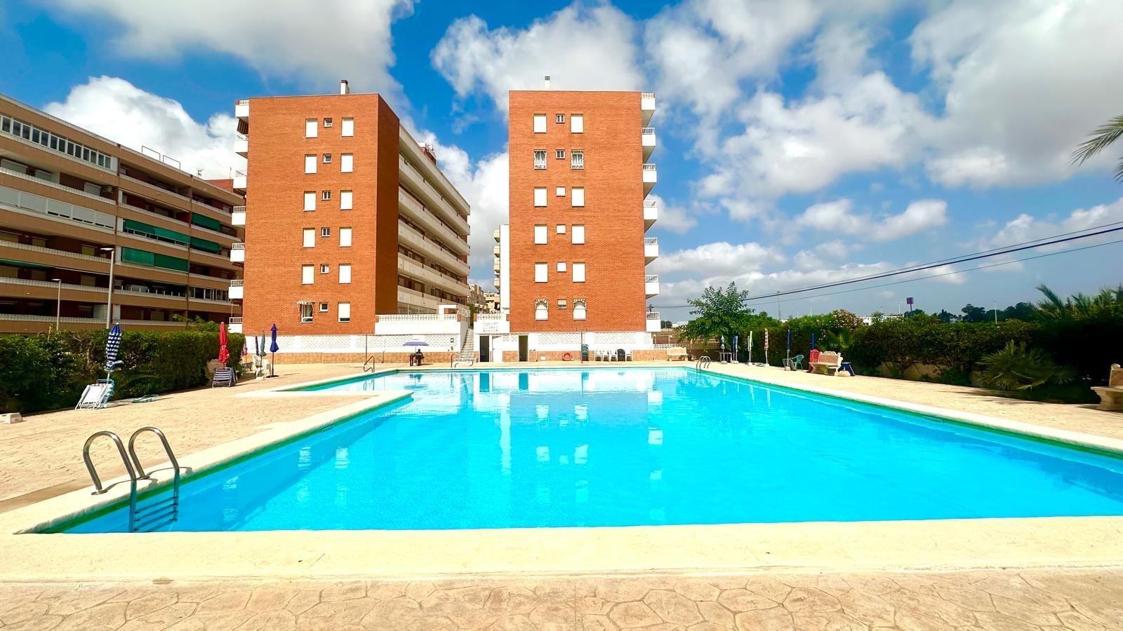 2 Bed, 1 Bath, ApartmentFor Sale, Torrevieja, Alicante