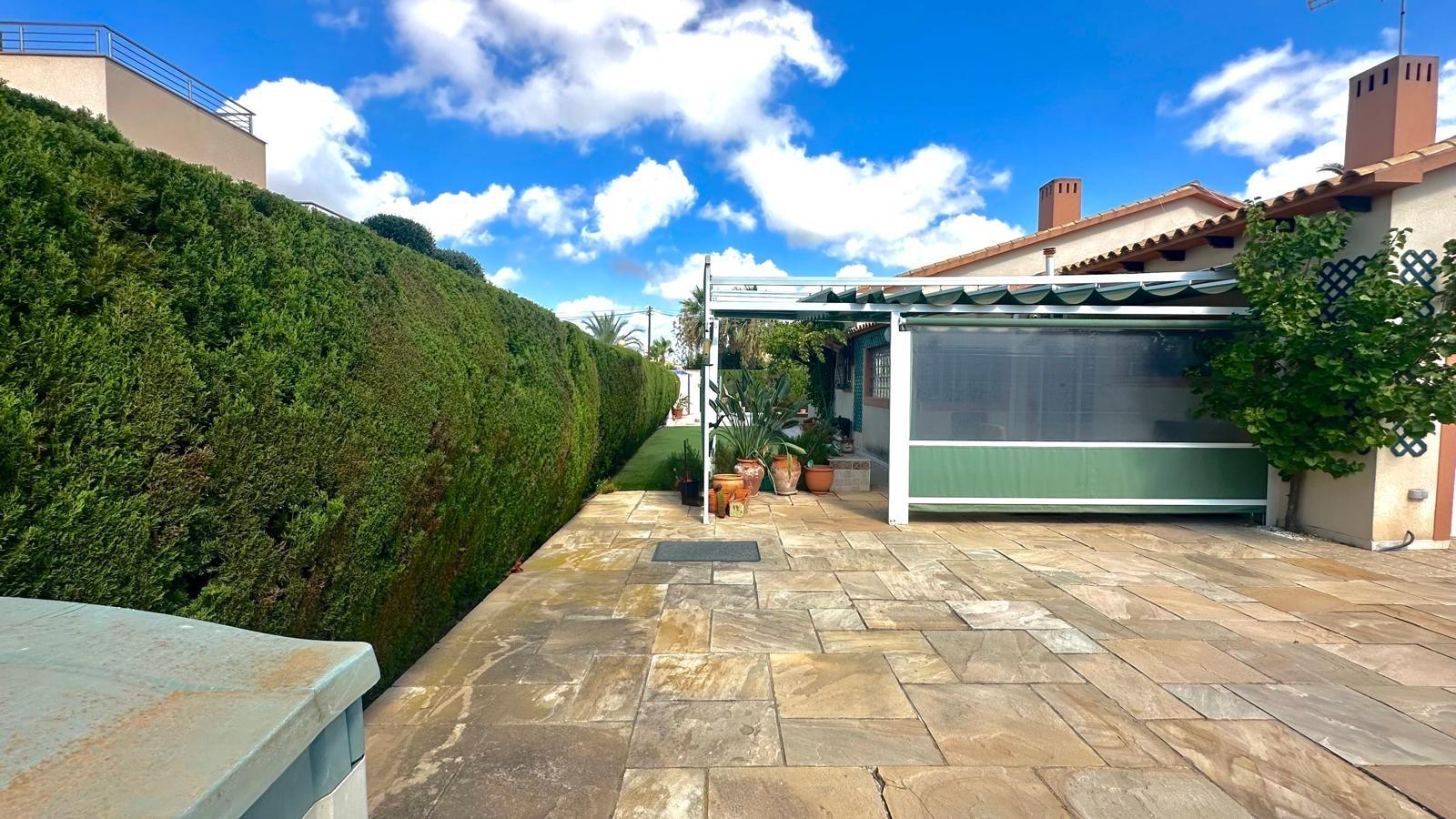 3 Bed, 3 Bath, HouseFor Sale, Cabo Roig, Alicante