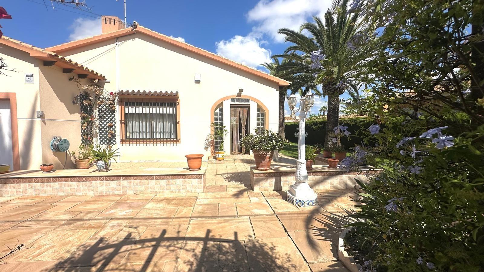 3 Bed, 3 Bath, HouseFor Sale, Cabo Roig, Alicante