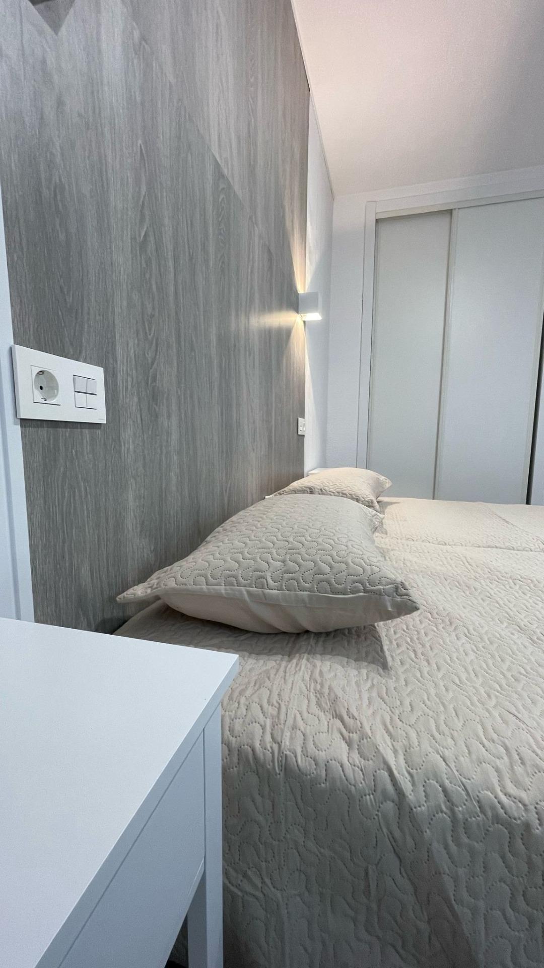 2 Bed, 1 Bath, ApartmentFor Sale, Torrevieja, Alicante