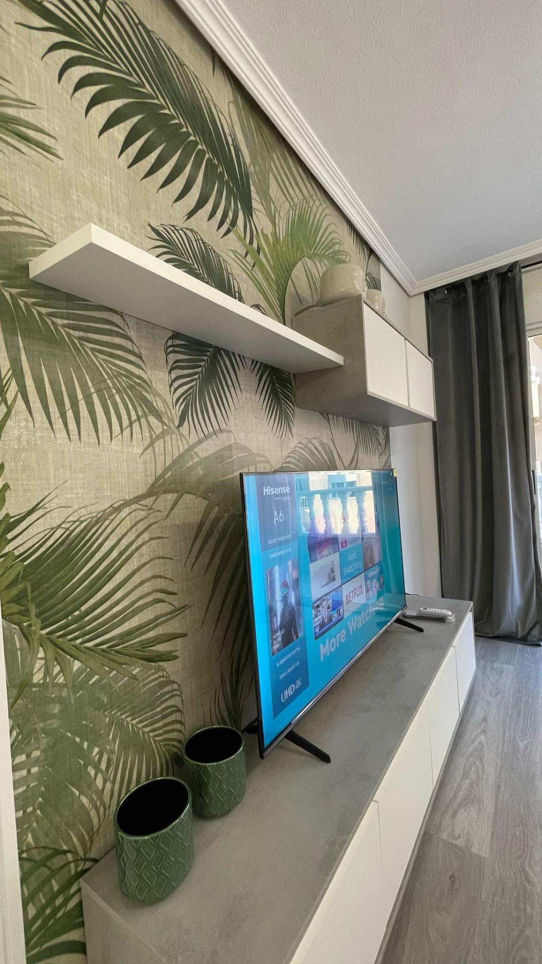 2 Bed, 1 Bath, ApartmentFor Sale, Torrevieja, Alicante