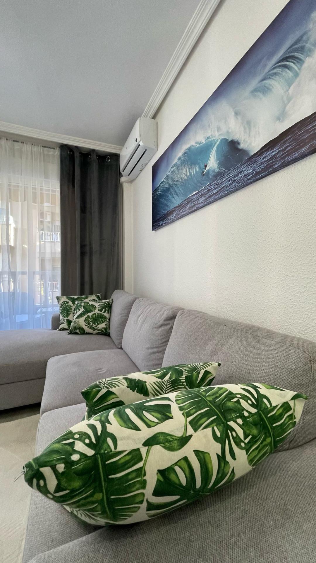 2 Bed, 1 Bath, ApartmentFor Sale, Torrevieja, Alicante