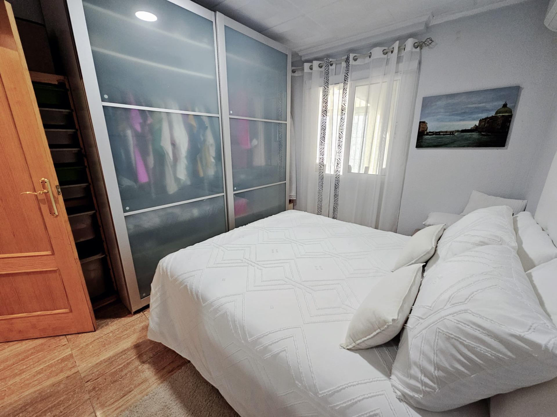 2 Bed, 1 Bath, HouseFor Sale, Torrevieja, Alicante