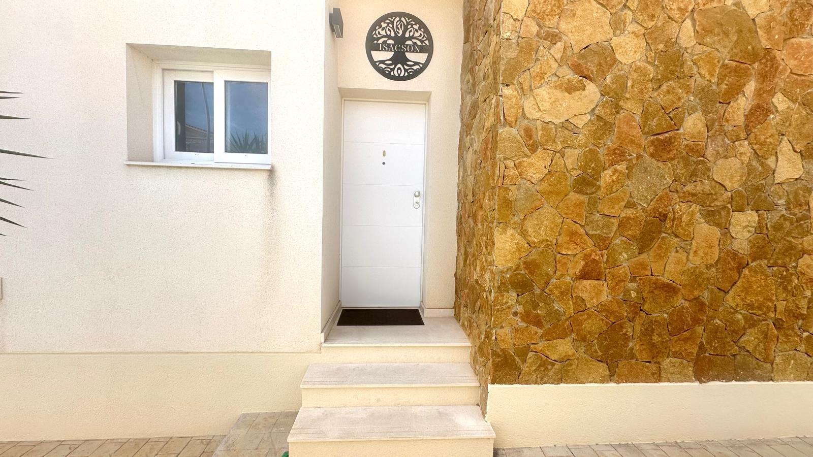 3 Bed, 3 Bath, HouseFor Sale, Torrevieja, Alicante