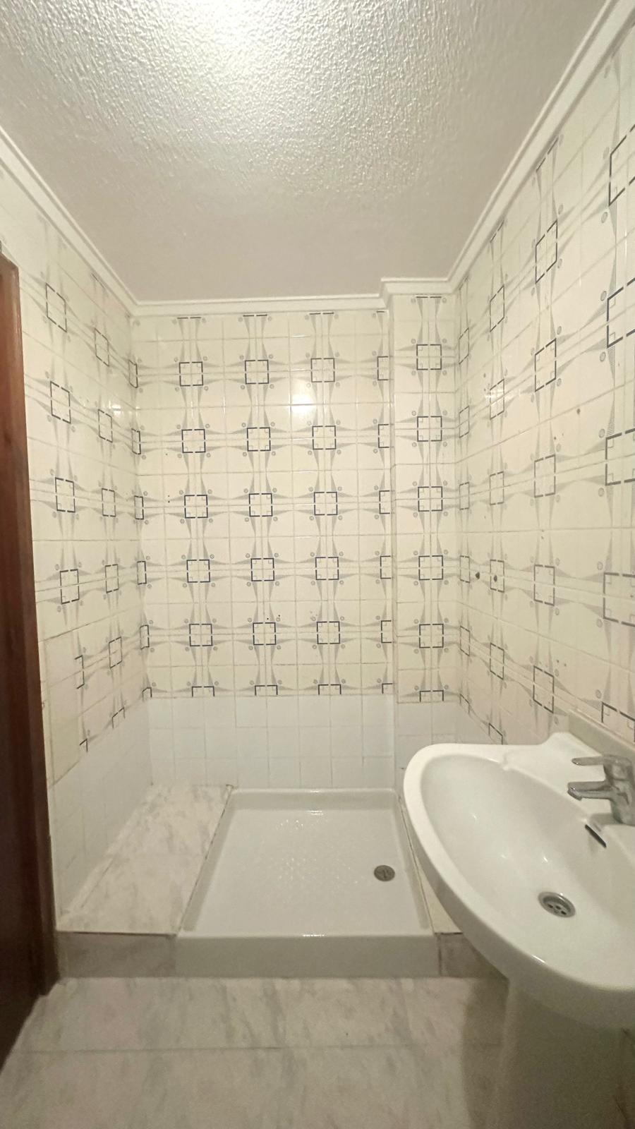 3 Bed, 1 Bath, ApartmentFor Sale, Torrevieja, Alicante 3 Bed, 1 Bath, ApartmentFor Sale, Torrevieja, Alicante