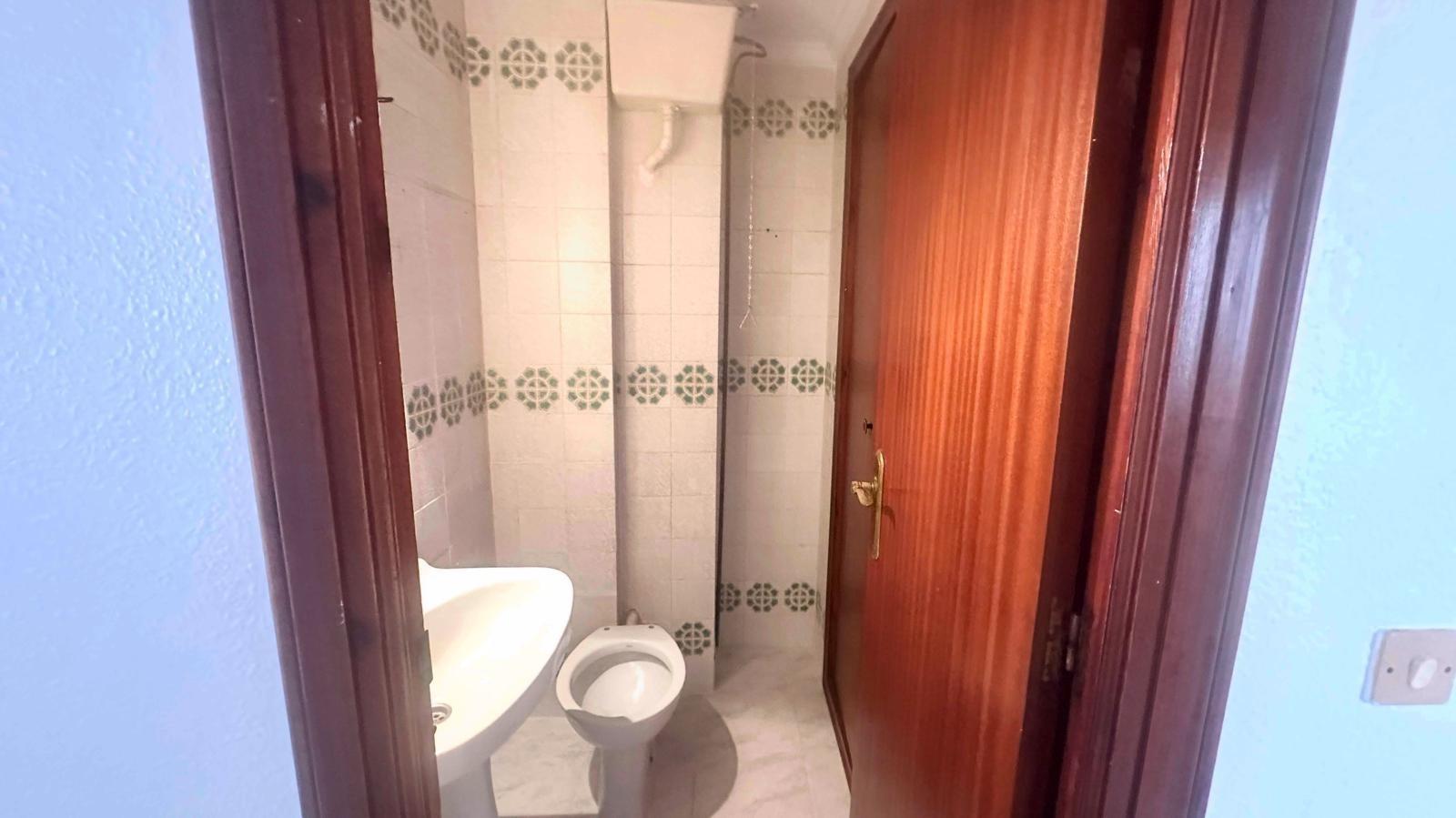 3 Bed, 1 Bath, ApartmentFor Sale, Torrevieja, Alicante 3 Bed, 1 Bath, ApartmentFor Sale, Torrevieja, Alicante