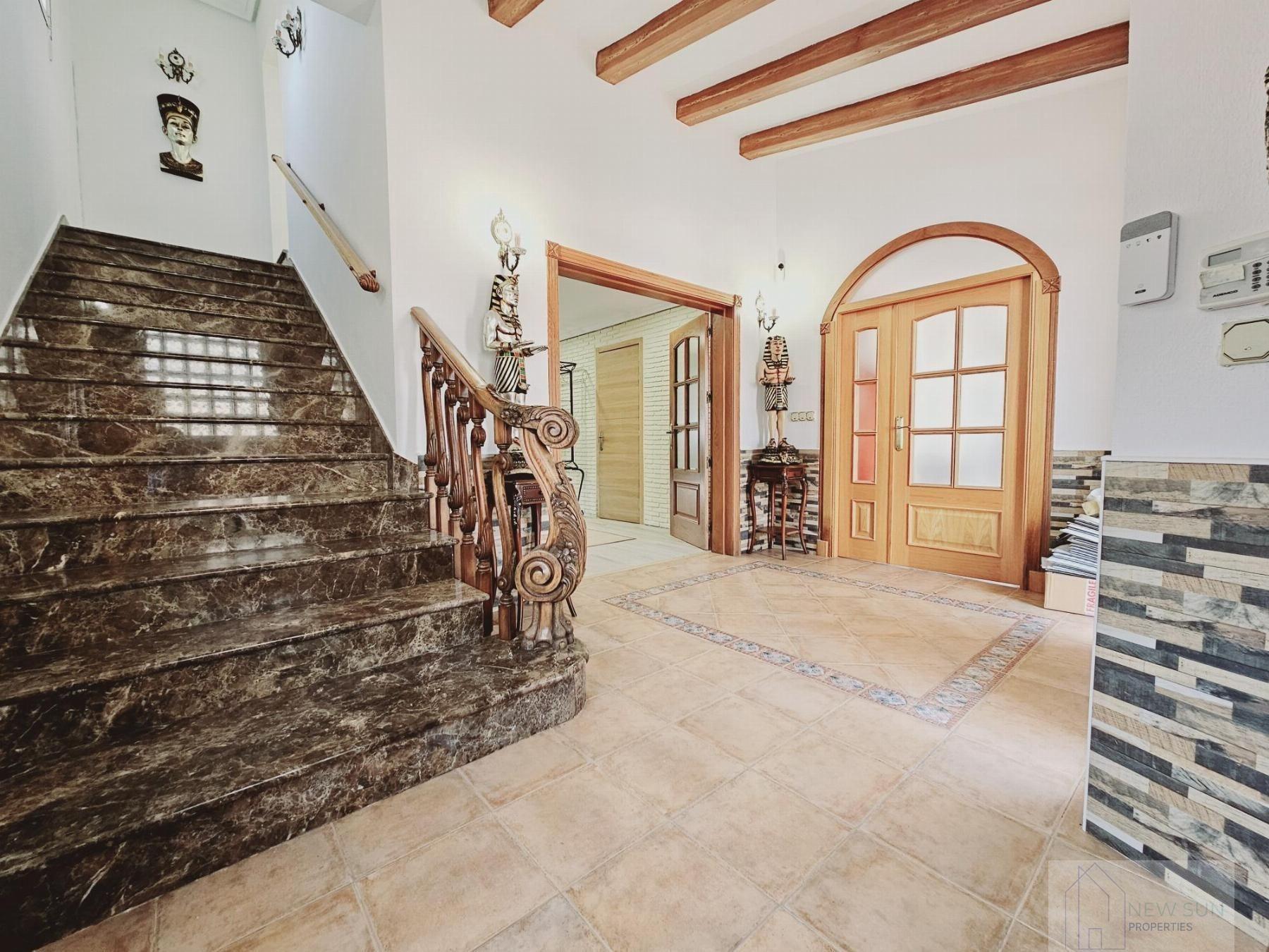 5 Bed, 4 Bath, HouseFor Sale, Torrevieja, Alicante 5 Bed, 4 Bath, HouseFor Sale, Torrevieja, Alicante