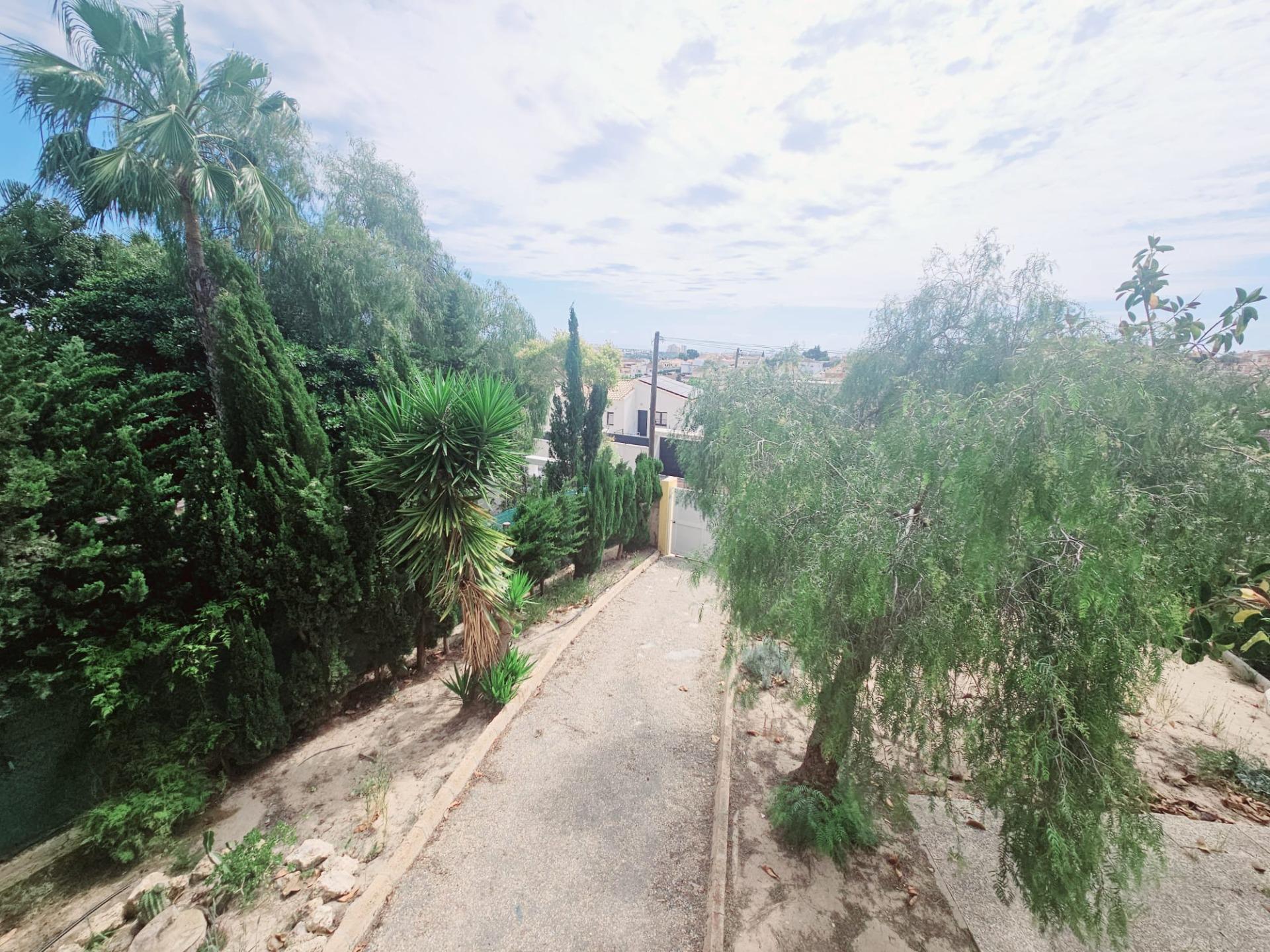 4 Bed, 2 Bath, HouseFor Sale, Torrevieja, Alicante 4 Bed, 2 Bath, HouseFor Sale, Torrevieja, Alicante