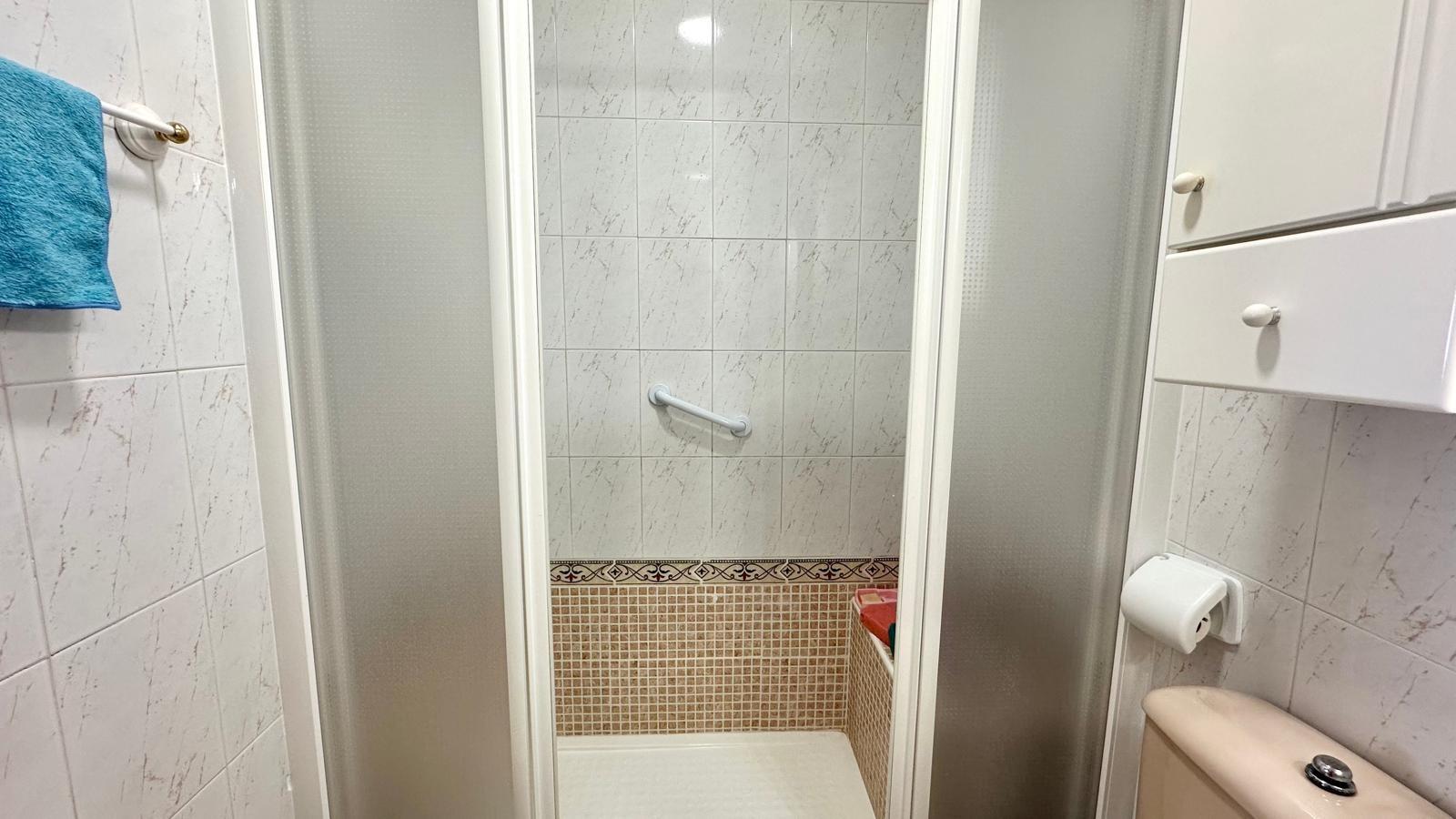 2 Bed, 1 Bath, ApartmentFor Sale, Torrevieja, Alicante