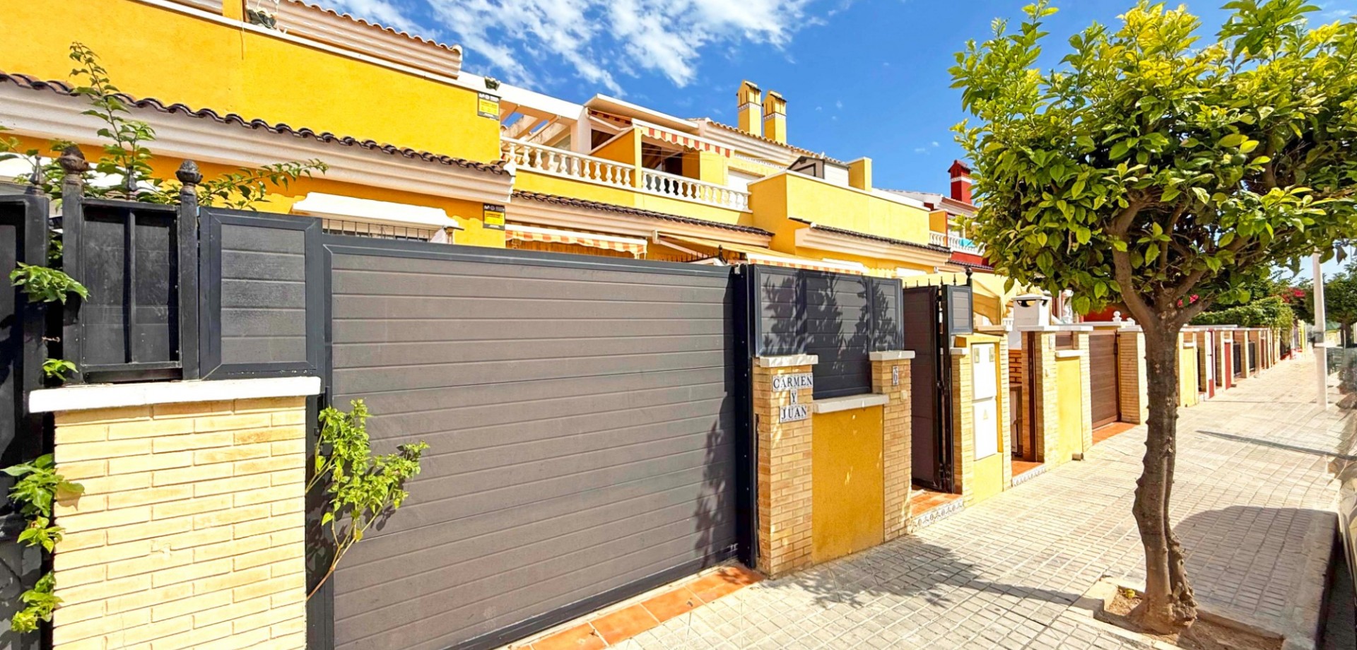 3 Bed, 2 Bath, HouseFor Sale, Torrevieja, Alicante