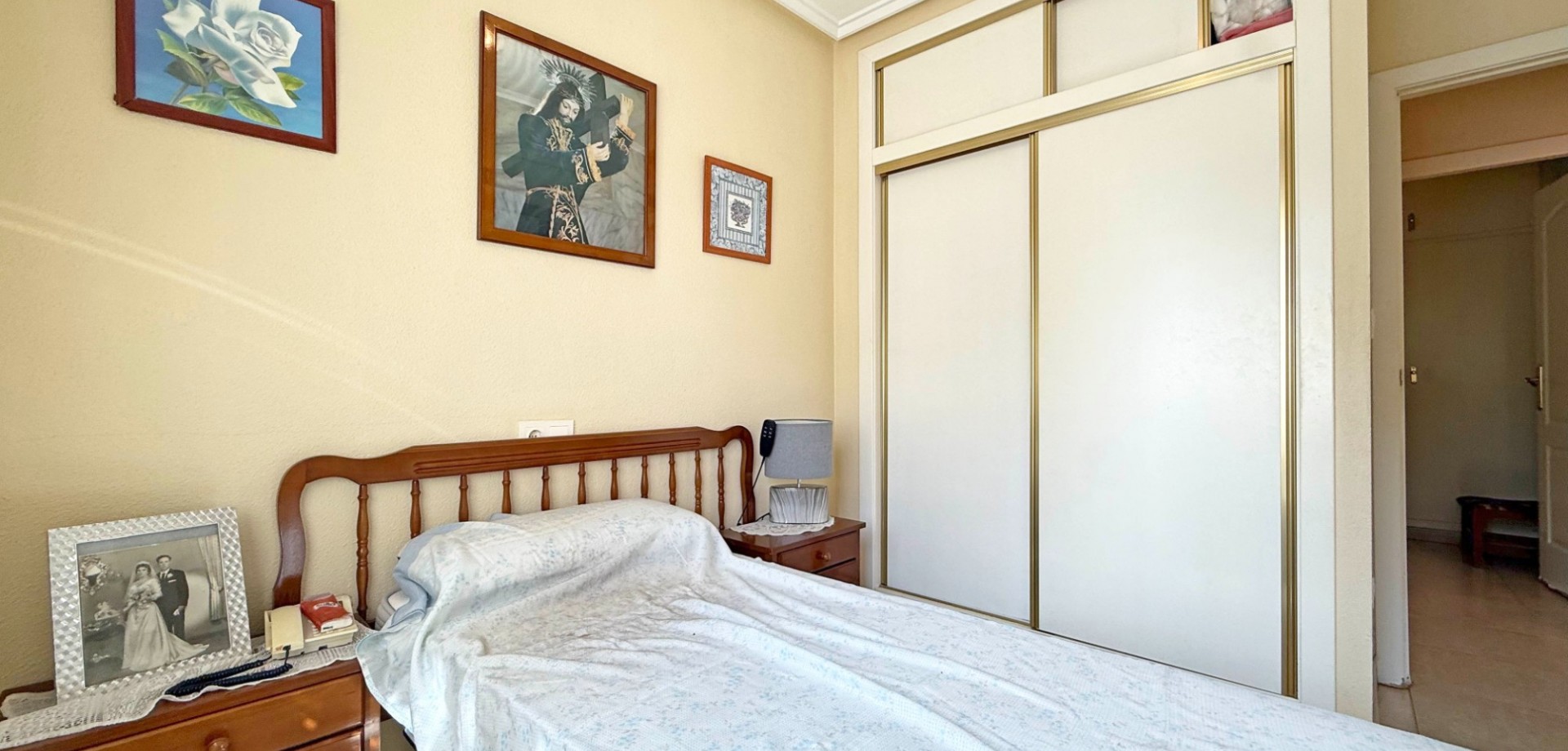 3 Bed, 2 Bath, HouseFor Sale, Torrevieja, Alicante