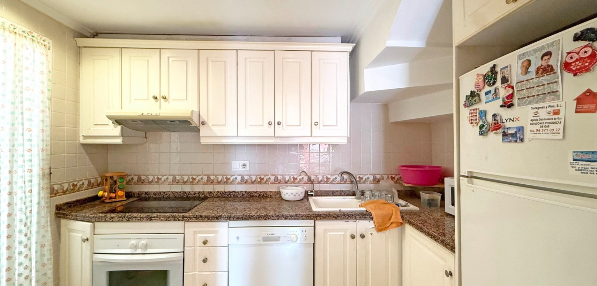 3 Bed, 2 Bath, HouseFor Sale, Torrevieja, Alicante