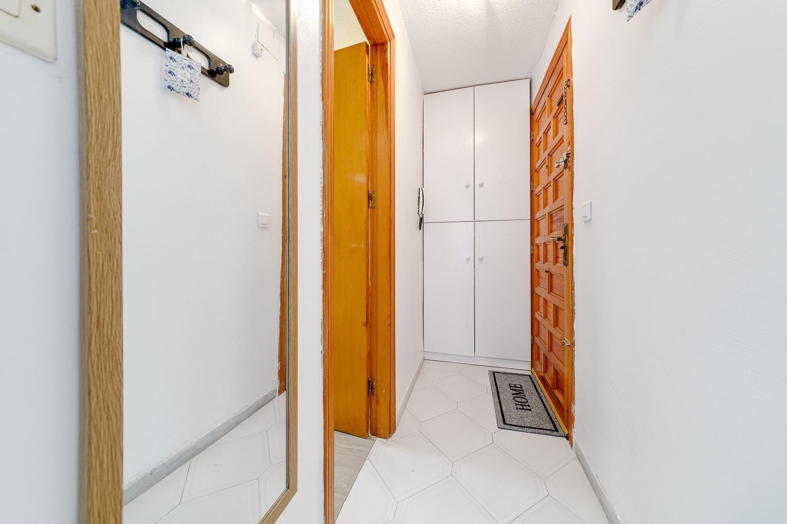 1 Bath, ApartmentFor Sale, Torrevieja, Alicante