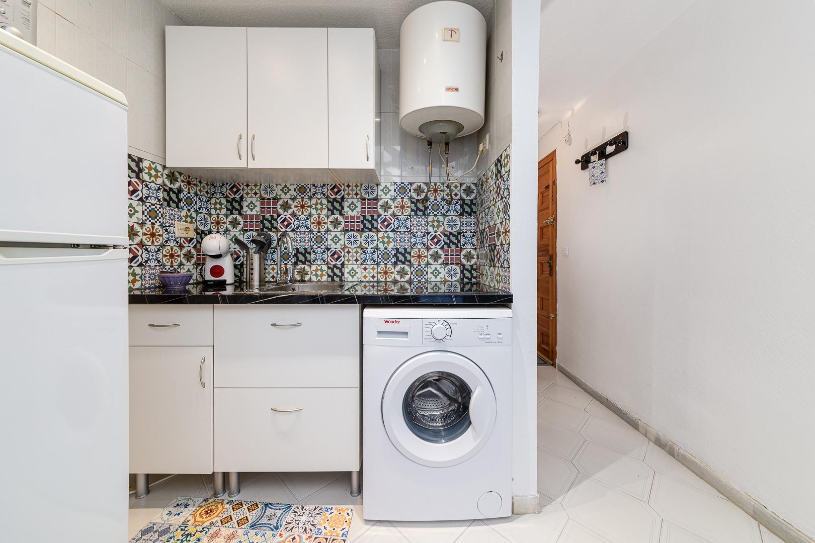 1 Bath, ApartmentFor Sale, Torrevieja, Alicante