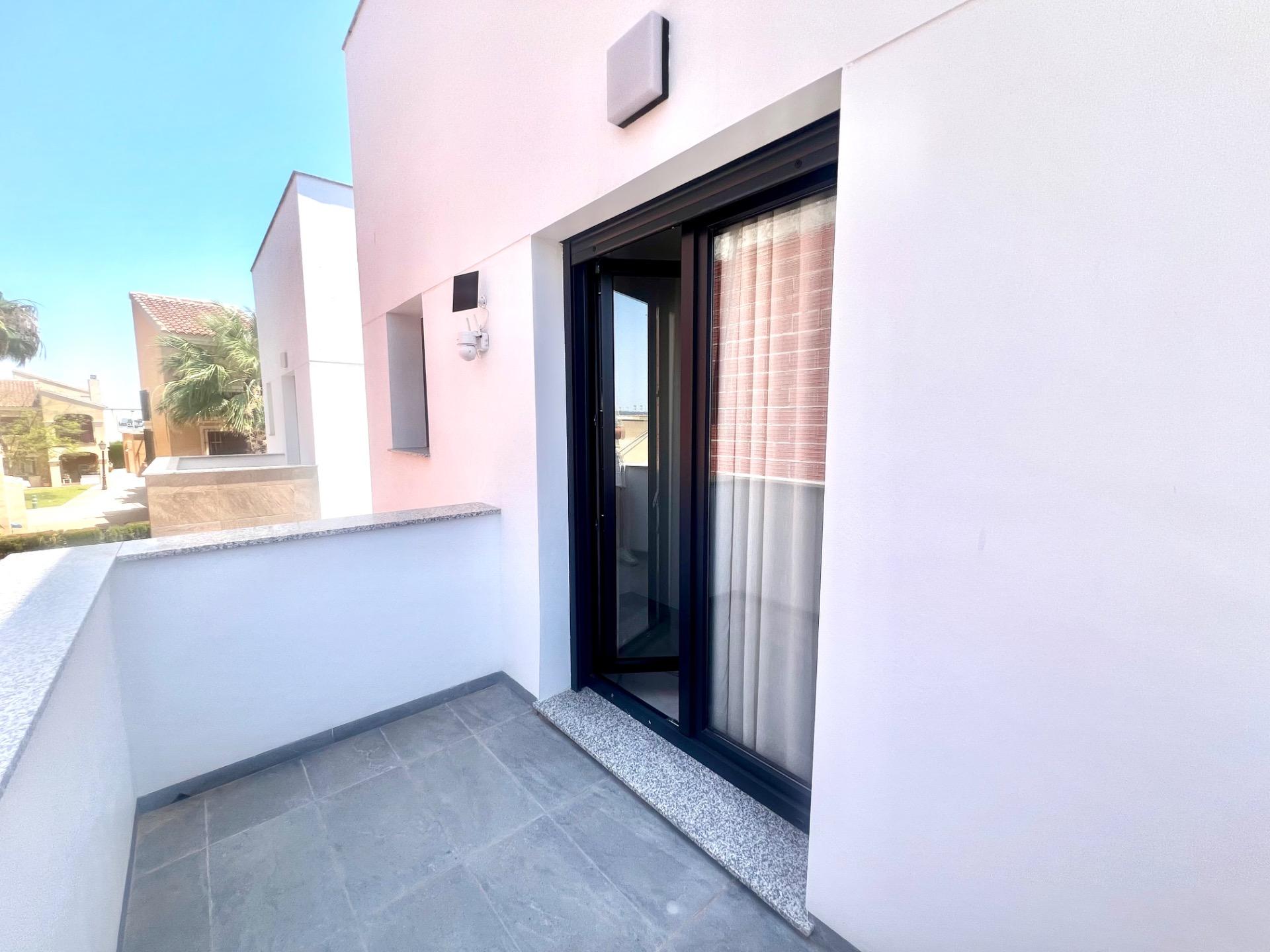 3 Bed, 3 Bath, HouseFor Sale, Torrevieja, Alicante