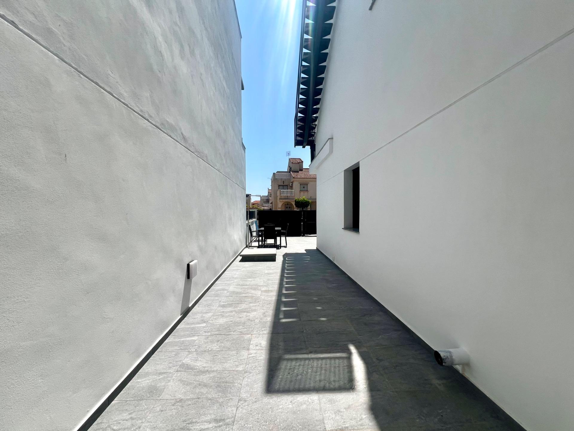 3 Bed, 3 Bath, HouseFor Sale, Torrevieja, Alicante