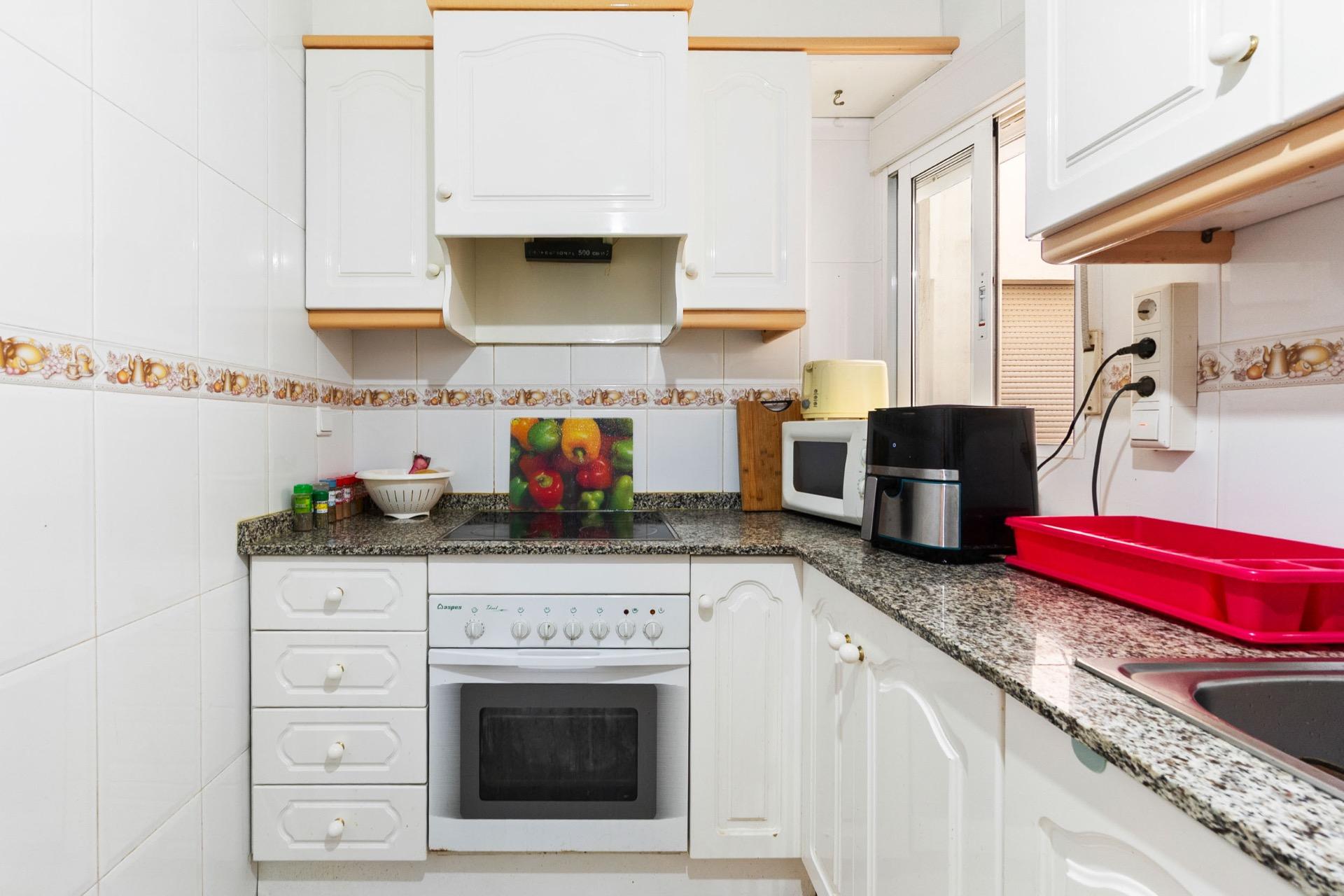 2 Bed, 1 Bath, ApartmentFor Sale, Torrevieja, Alicante