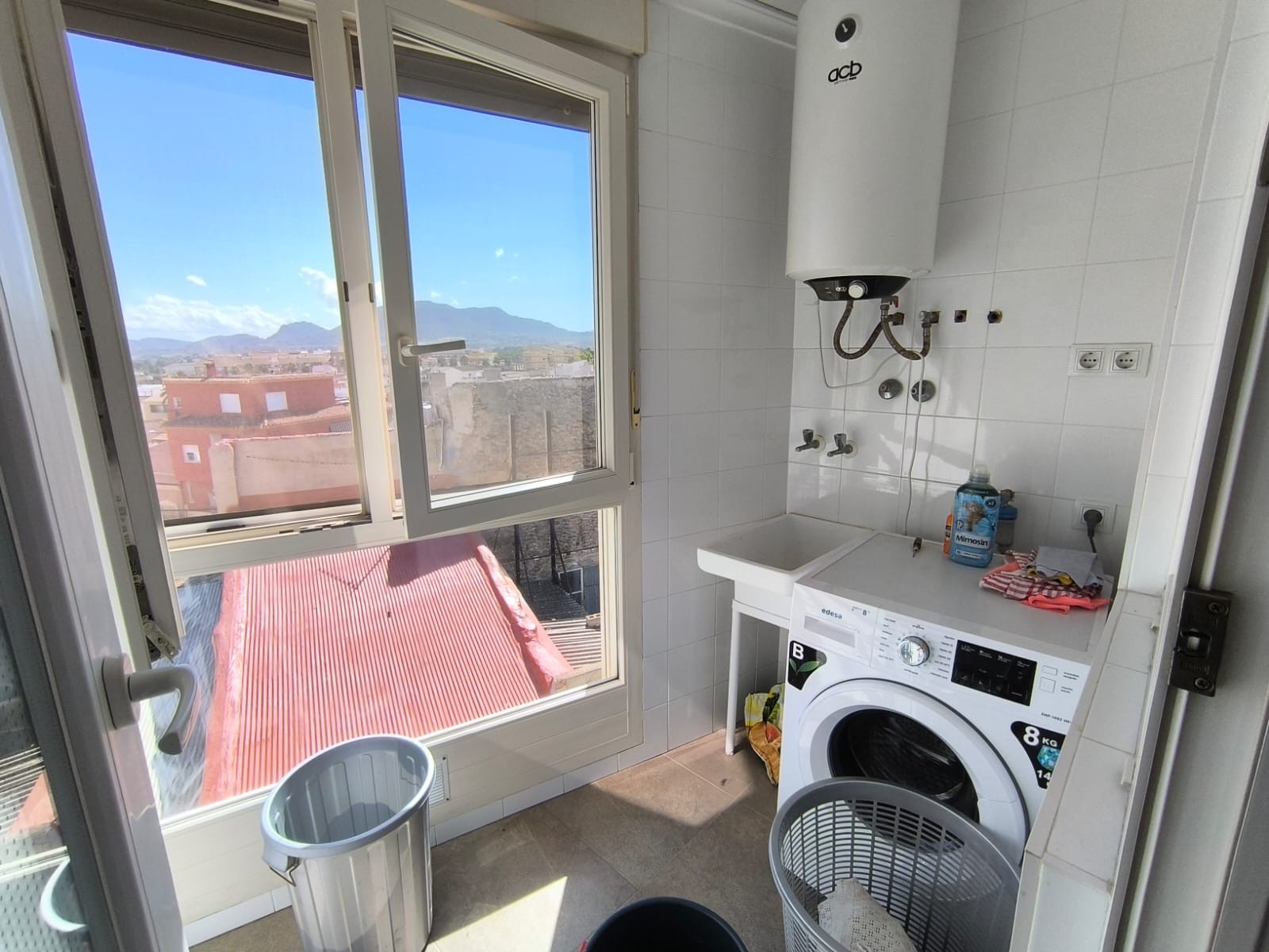 3 Bed, 2 Bath, ApartmentFor Sale, Sax, Alicante