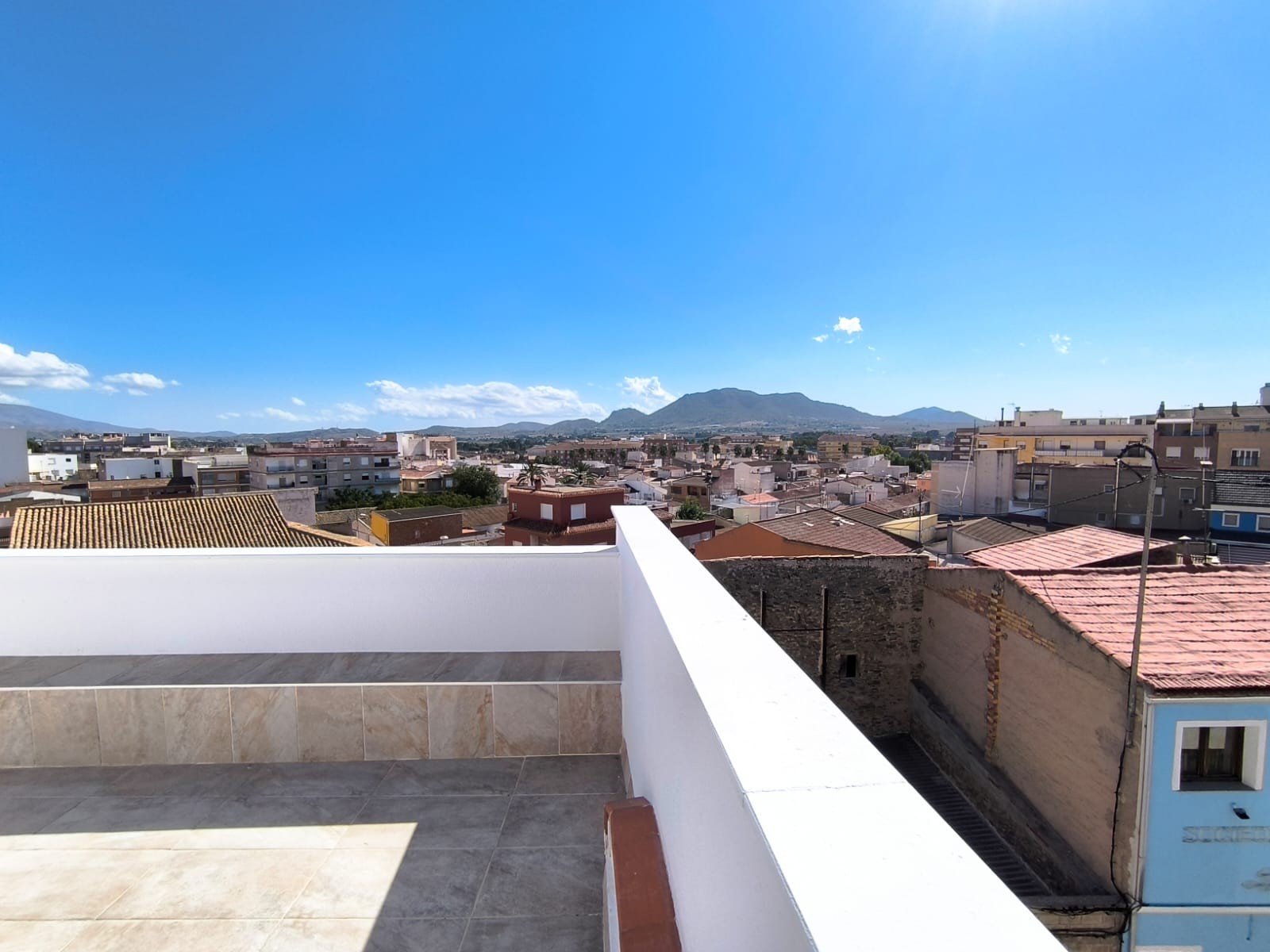 3 Bed, 2 Bath, ApartmentFor Sale, Sax, Alicante