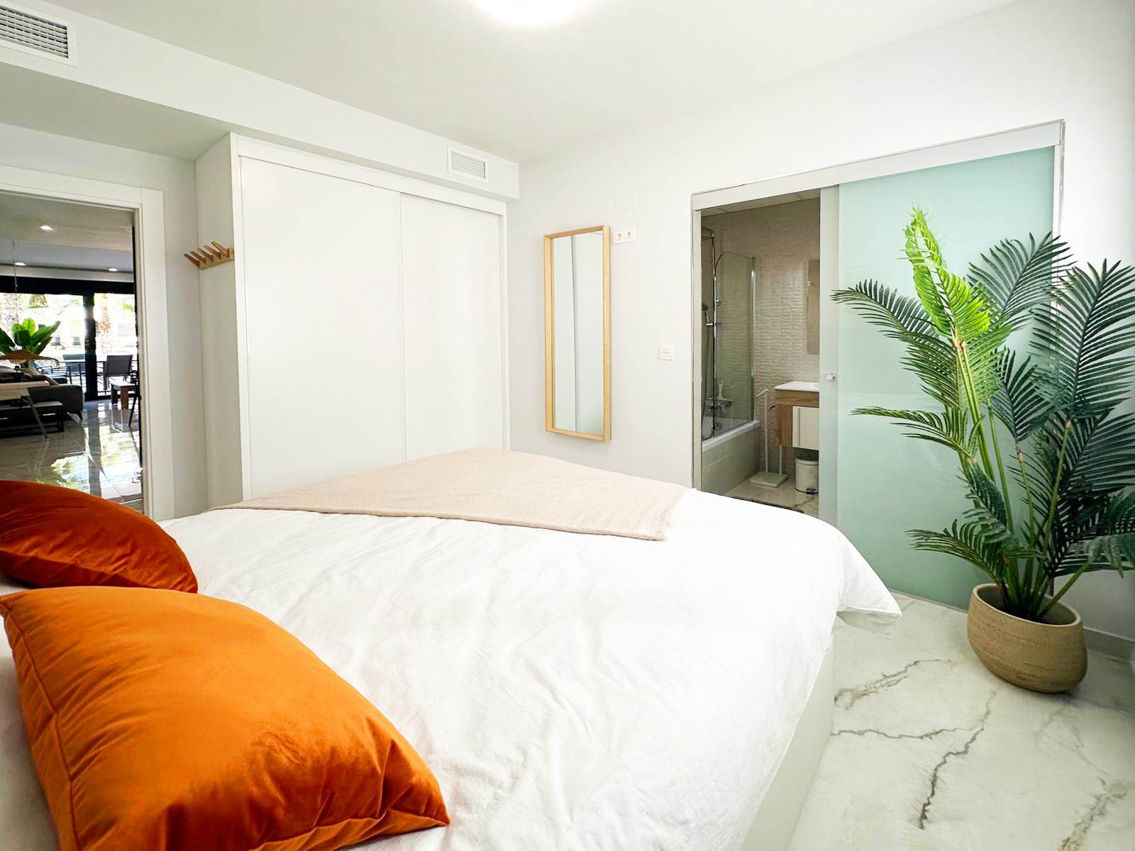 2 Bed, 2 Bath, ApartmentFor Sale, Torrevieja, Alicante