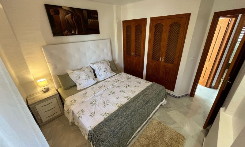 3 Bed, 2 Bath, ApartmentFor Sale, Torrevieja, Alicante