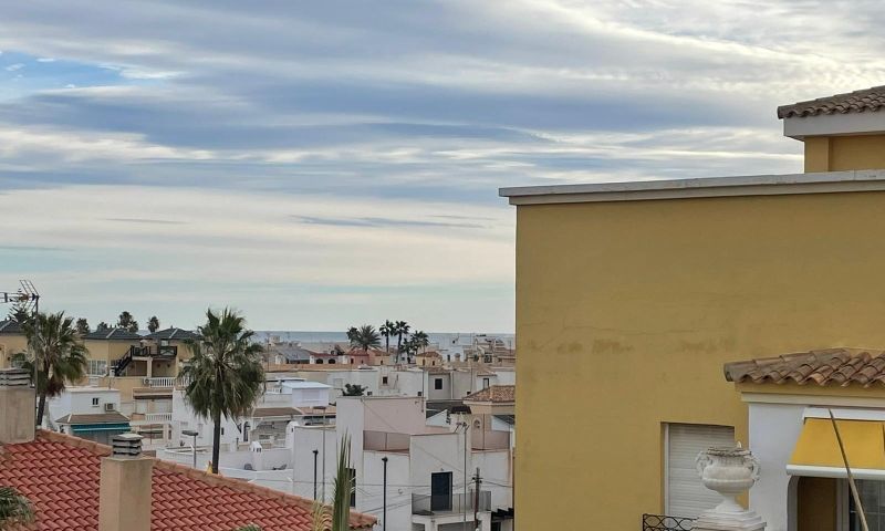 3 Bed, 2 Bath, ApartmentFor Sale, Torrevieja, Alicante