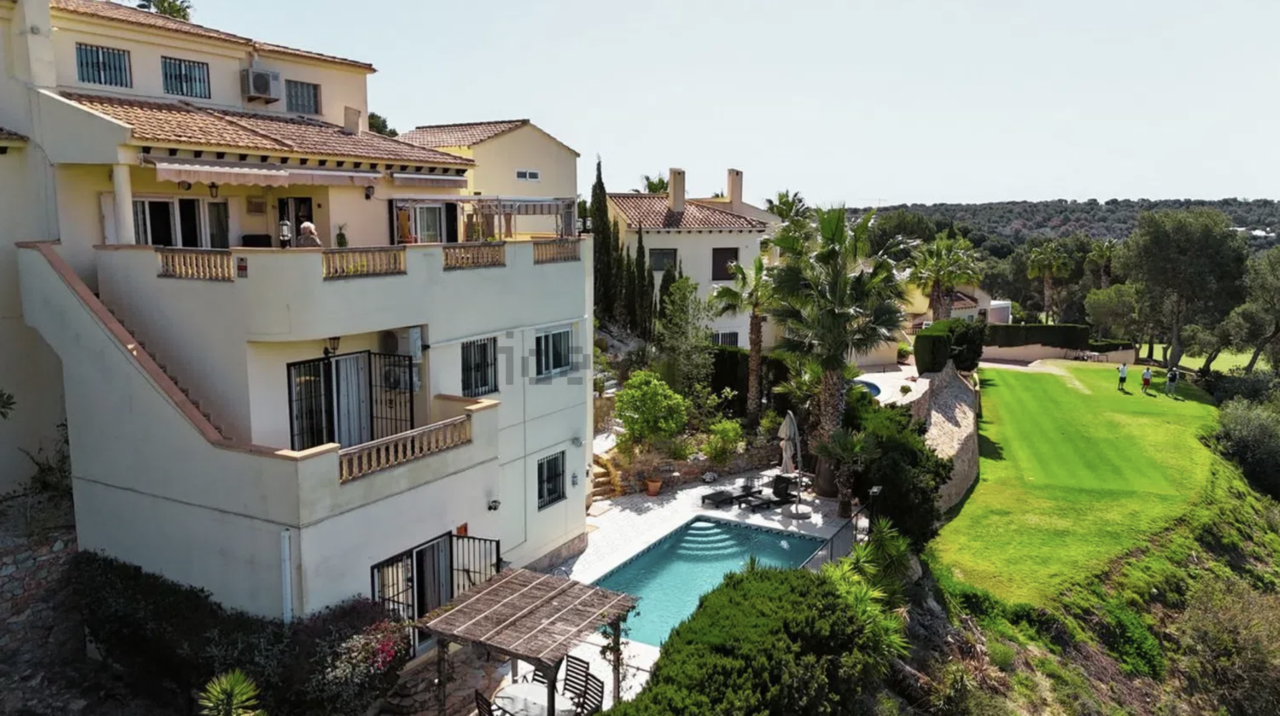 5 Bed, 4 Bath, HouseFor Sale, Villamartin, Alicante